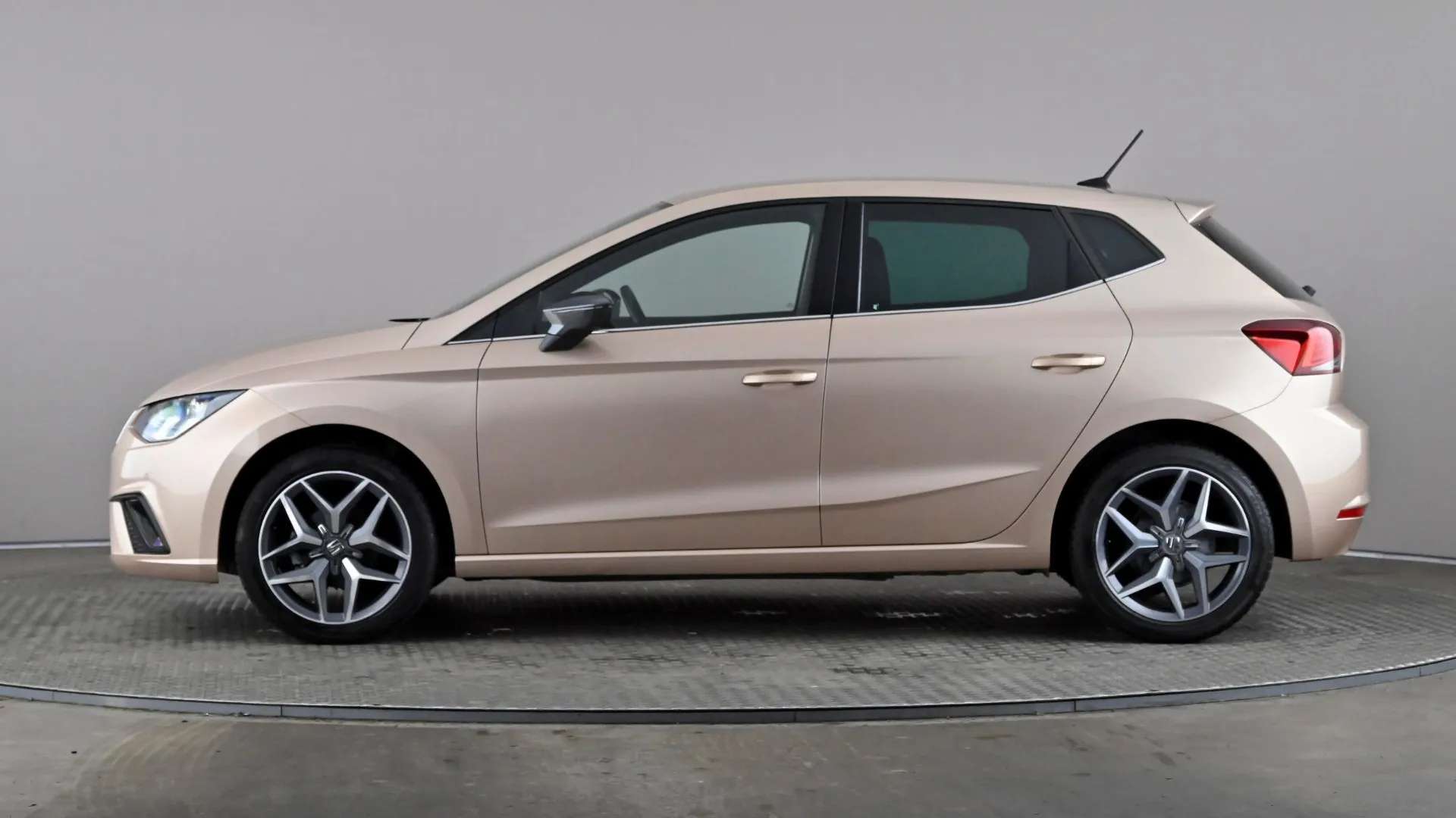 A 2017 SEAT IBIZA 1.0 TSI 95 Xcellence A 2017 SEAT IBIZA 1.0 TSI 95 Xcellence