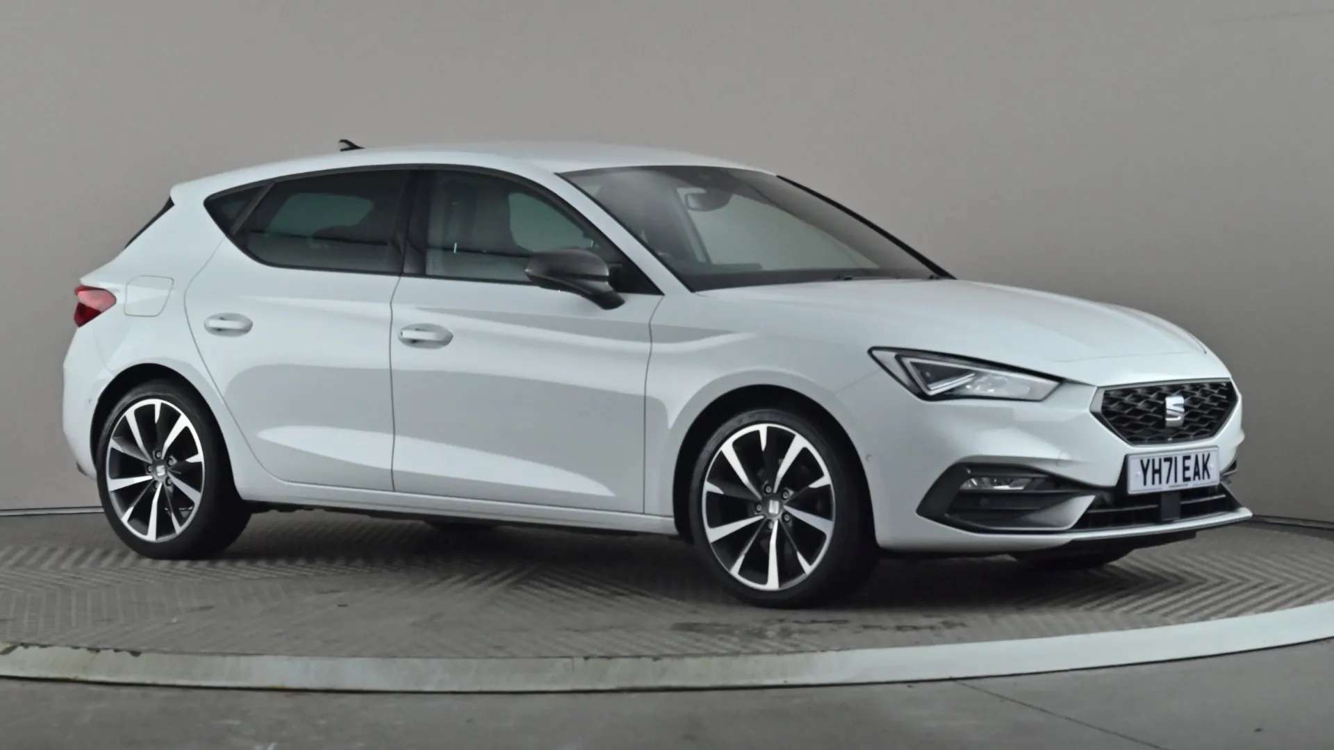 A 2022 SEAT LEON 1.5 TSI EVO FR Sport A 2022 SEAT LEON 1.5 TSI EVO FR Sport