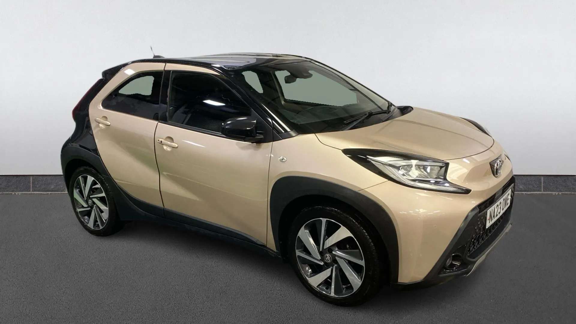 A 2023 TOYOTA AYGO X 1.0 VVT-i Exclusive A 2023 TOYOTA AYGO X 1.0 VVT-i Exclusive