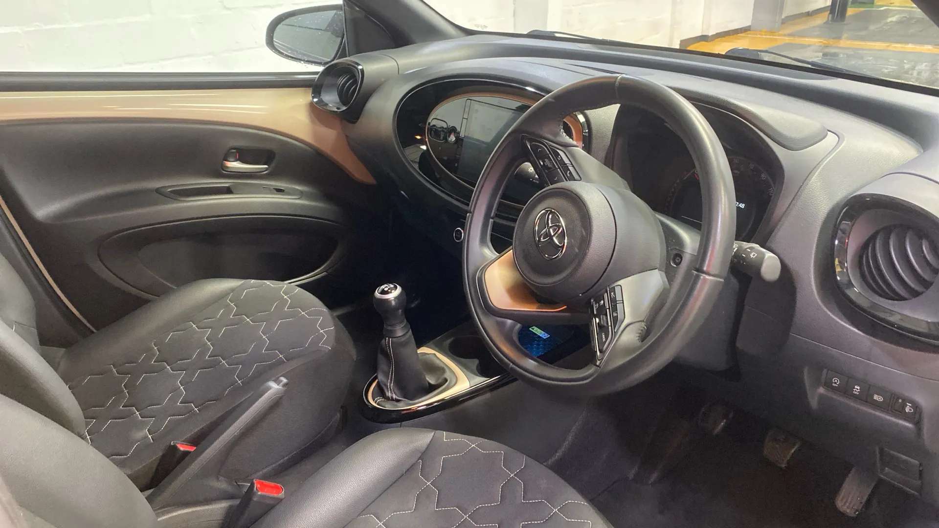 A 2023 TOYOTA AYGO X 1.0 VVT-i Exclusive A 2023 TOYOTA AYGO X 1.0 VVT-i Exclusive