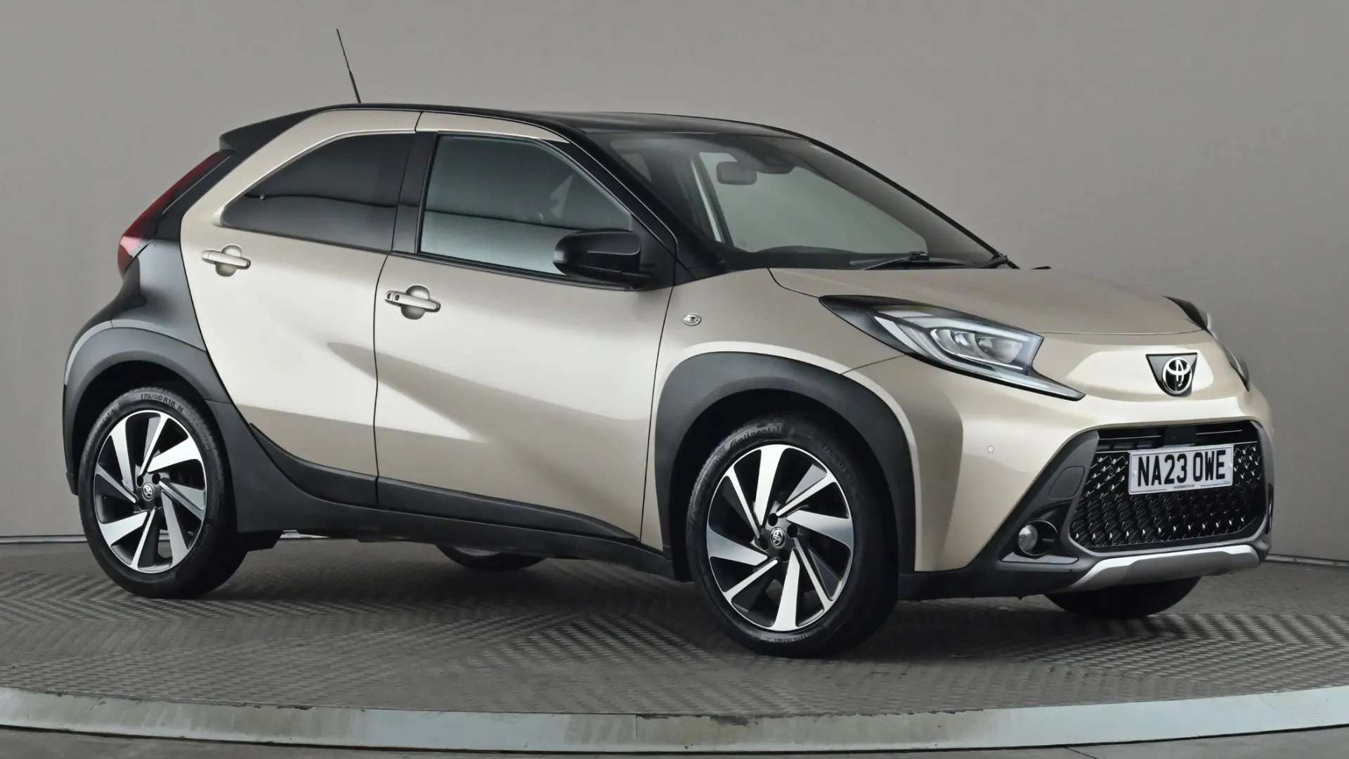 A 2023 TOYOTA AYGO X 1.0 VVT-i Exclusive A 2023 TOYOTA AYGO X 1.0 VVT-i Exclusive