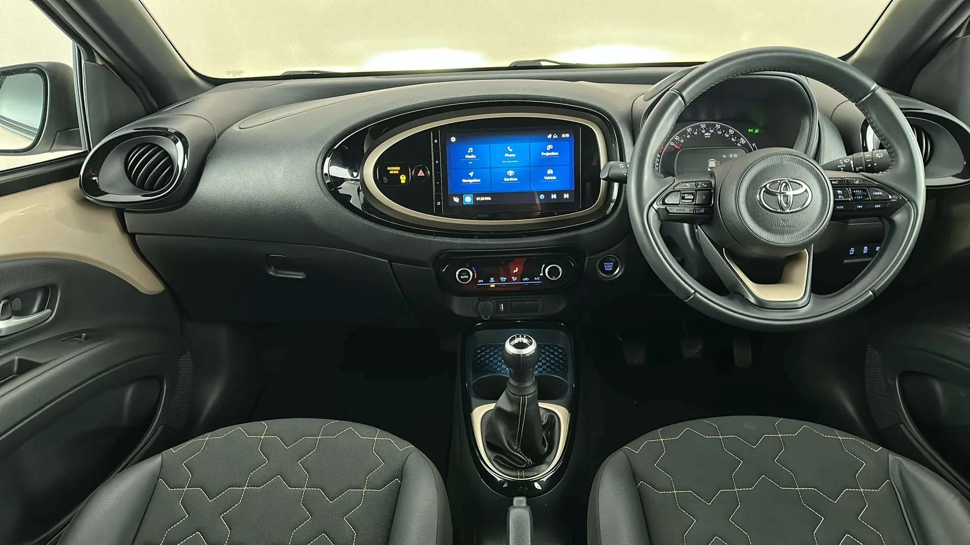 2023 TOYOTA AYGO X 2023 TOYOTA AYGO X