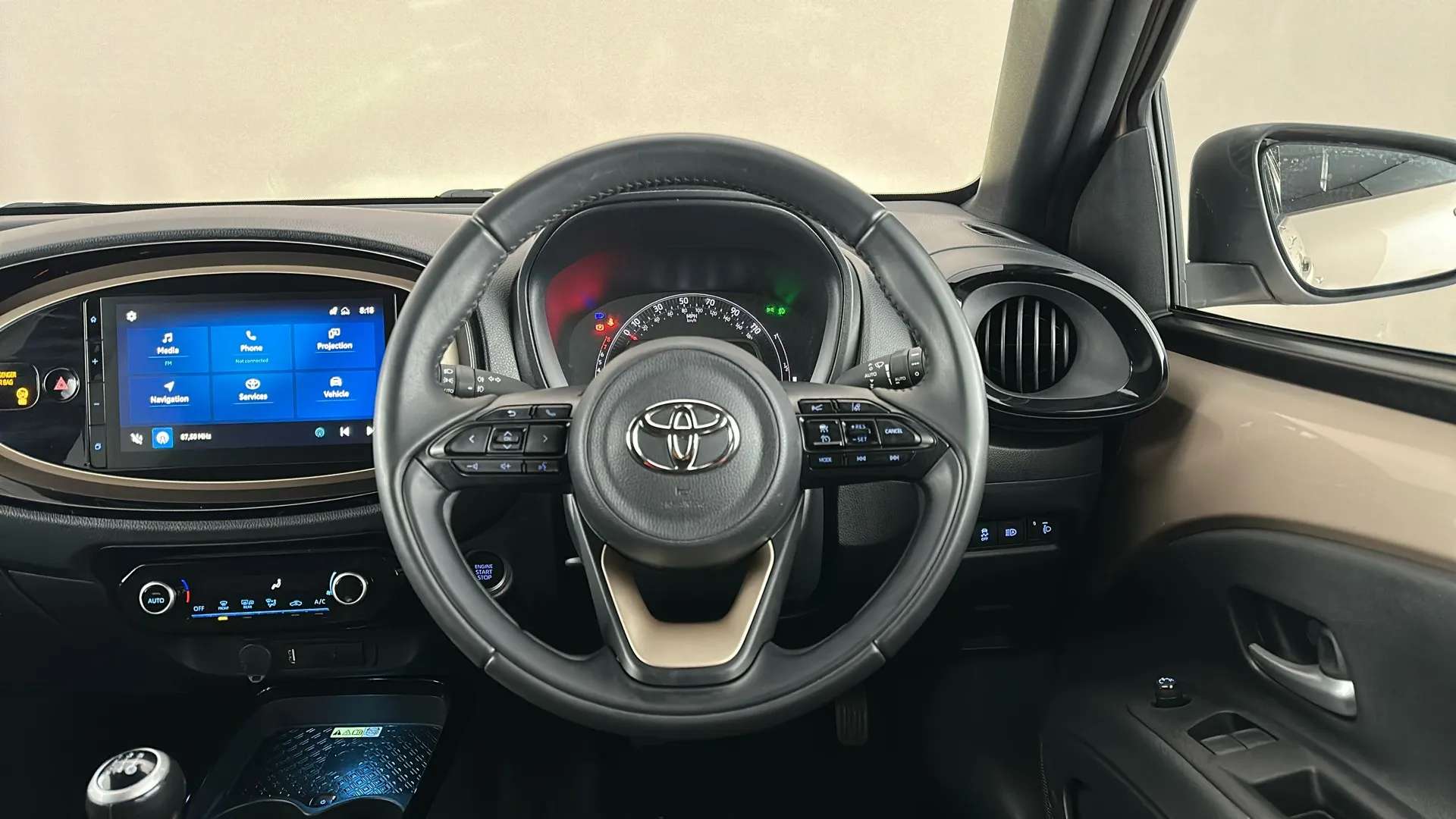 2023 TOYOTA AYGO X 2023 TOYOTA AYGO X