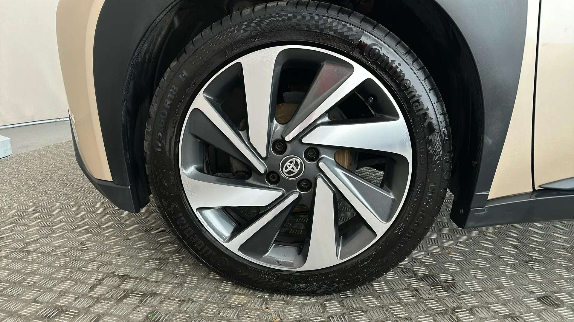 2023 TOYOTA AYGO X 2023 TOYOTA AYGO X