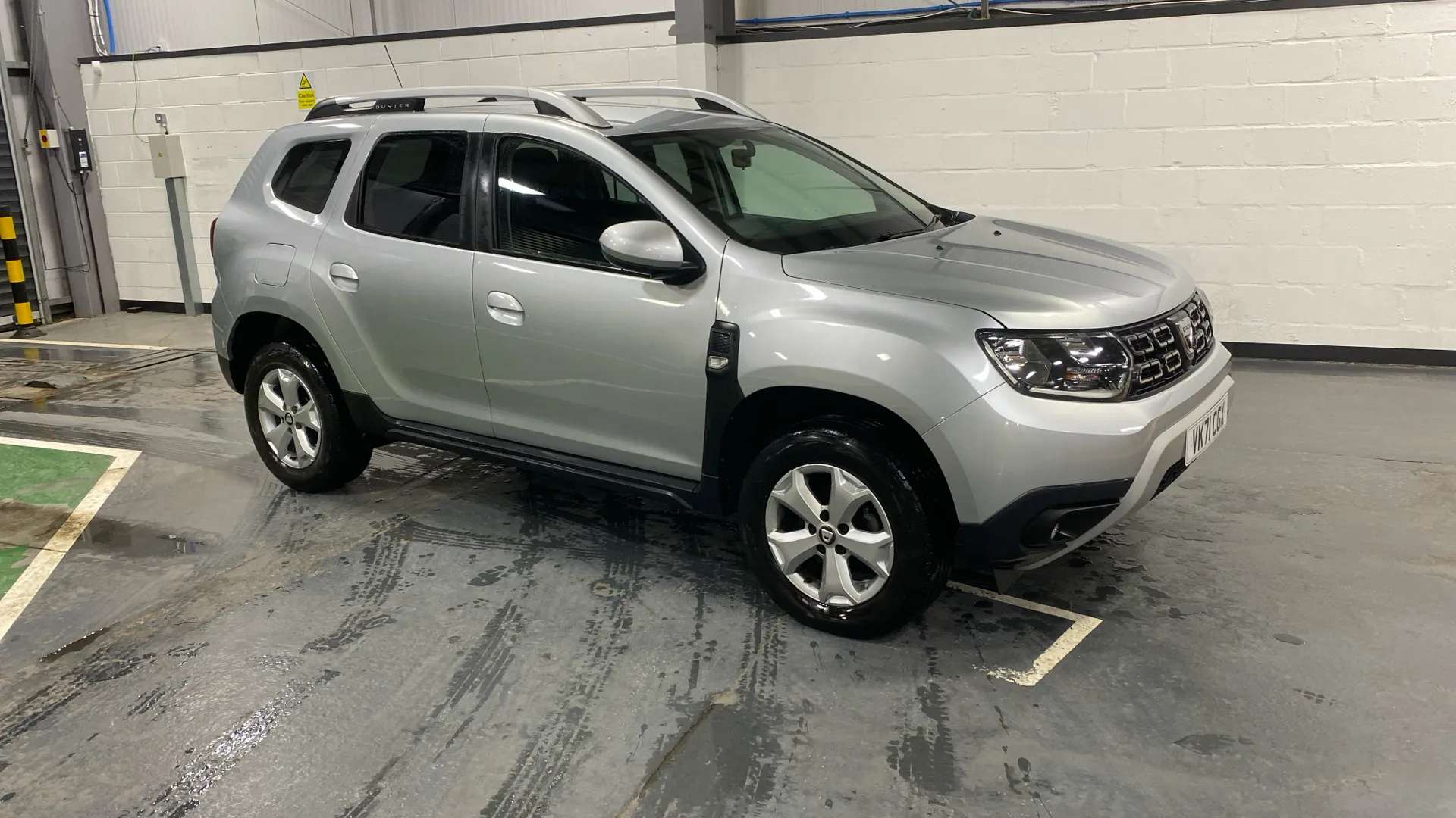 Check out this Dacia Duster 2021 Bi Fuel Manual