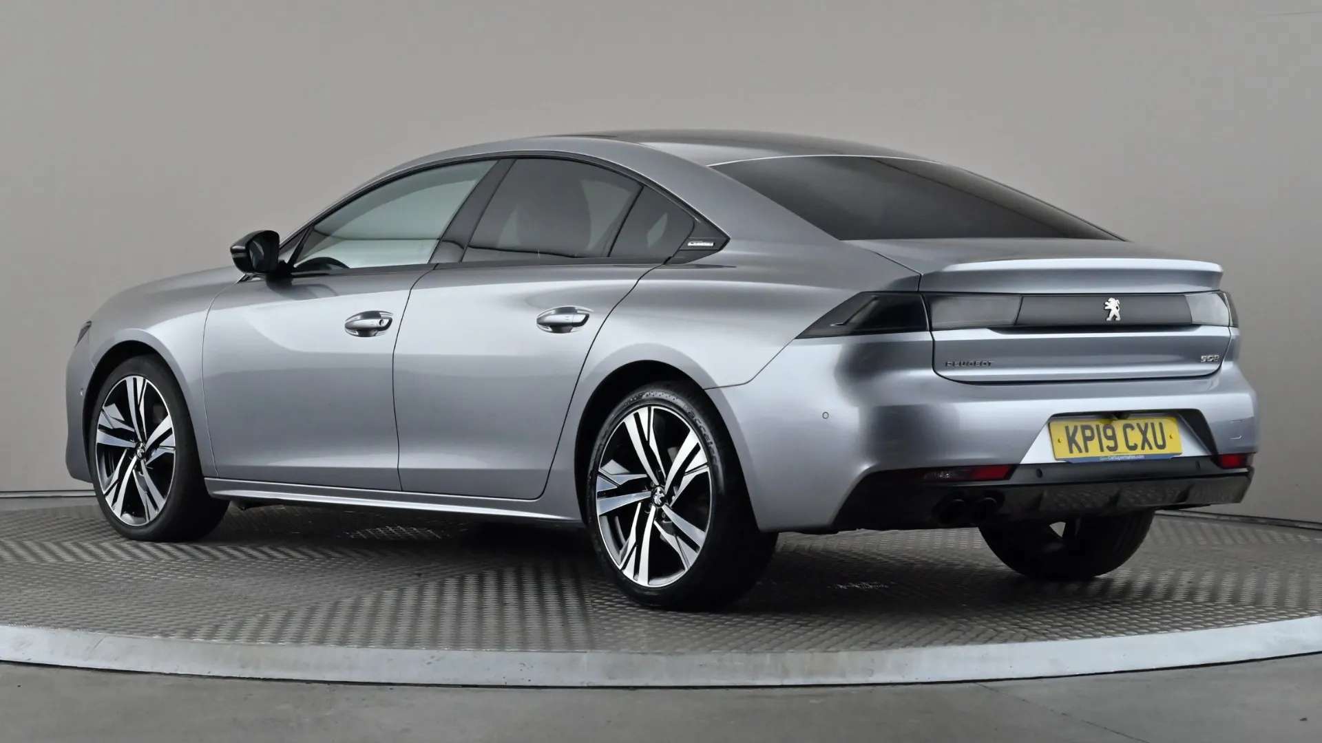 A 2019 PEUGEOT 508 2.0 BlueHDi GT Line EAT8 A 2019 PEUGEOT 508 2.0 BlueHDi GT Line EAT8