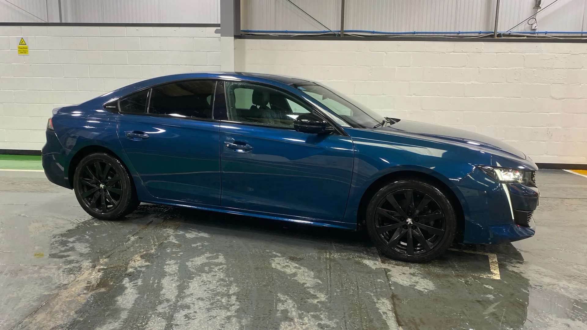 A 2020 PEUGEOT 508 1.5 BlueHDi GT Line EAT8 A 2020 PEUGEOT 508 1.5 BlueHDi GT Line EAT8