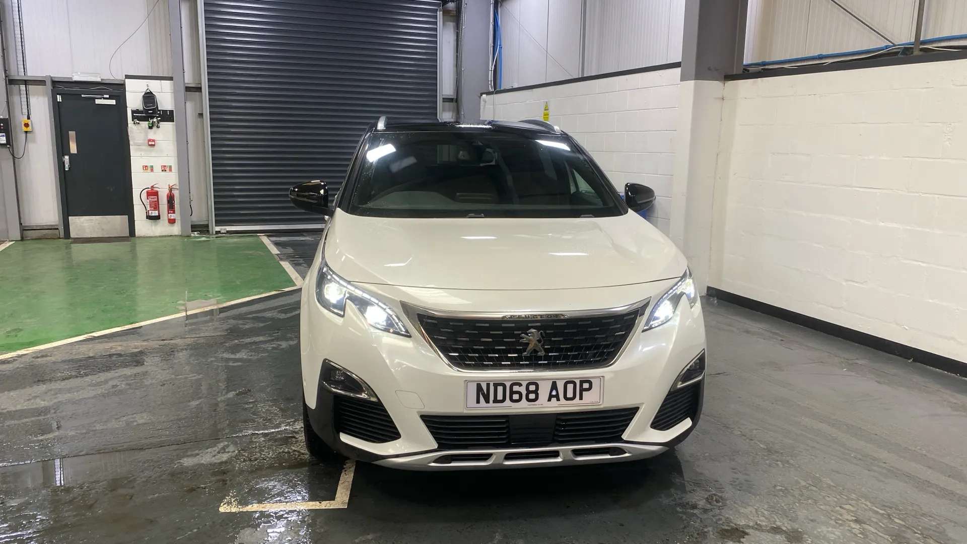 A 2019 PEUGEOT 3008 1.5 BlueHDi GT Line EAT8 A 2019 PEUGEOT 3008 1.5 BlueHDi GT Line EAT8