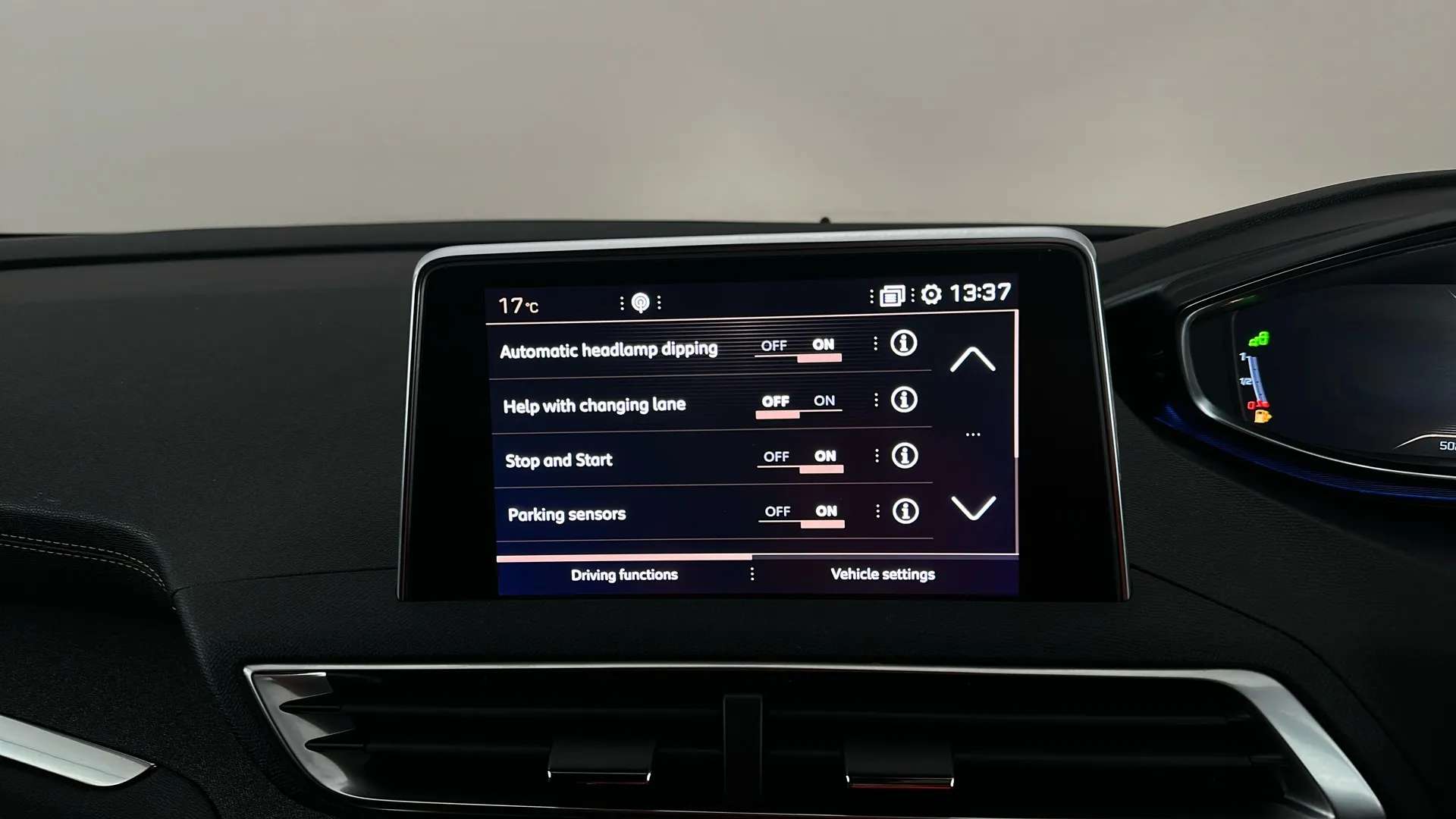 2019 PEUGEOT 3008 2019 PEUGEOT 3008