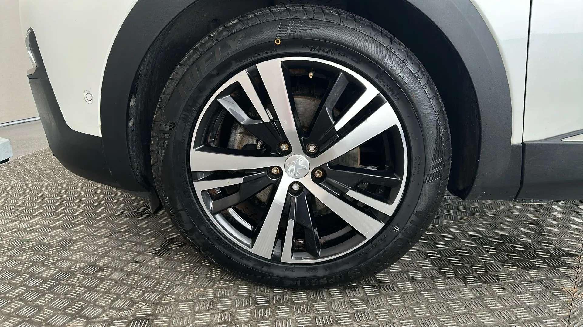 2019 PEUGEOT 3008 2019 PEUGEOT 3008