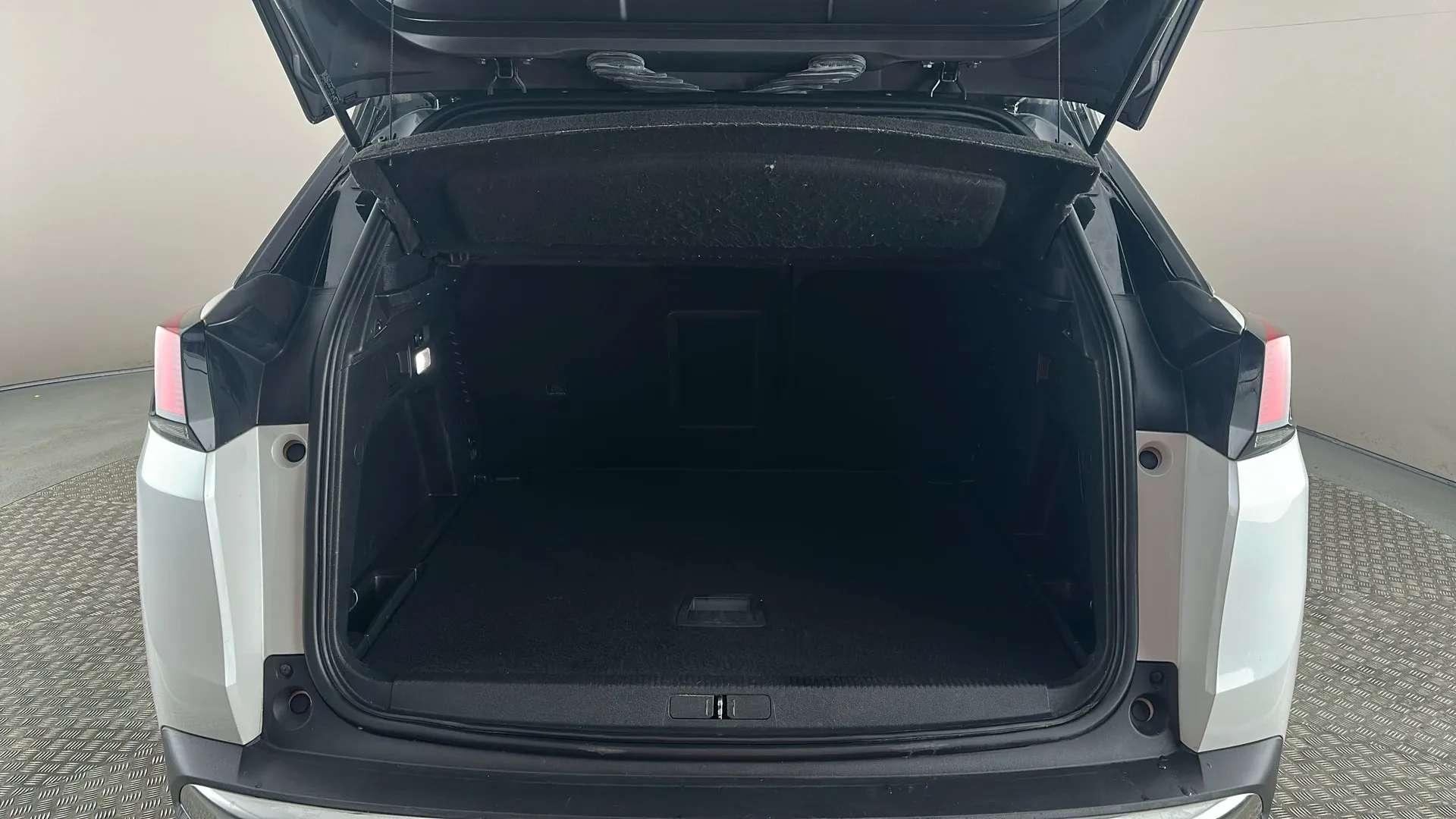 2019 PEUGEOT 3008 2019 PEUGEOT 3008