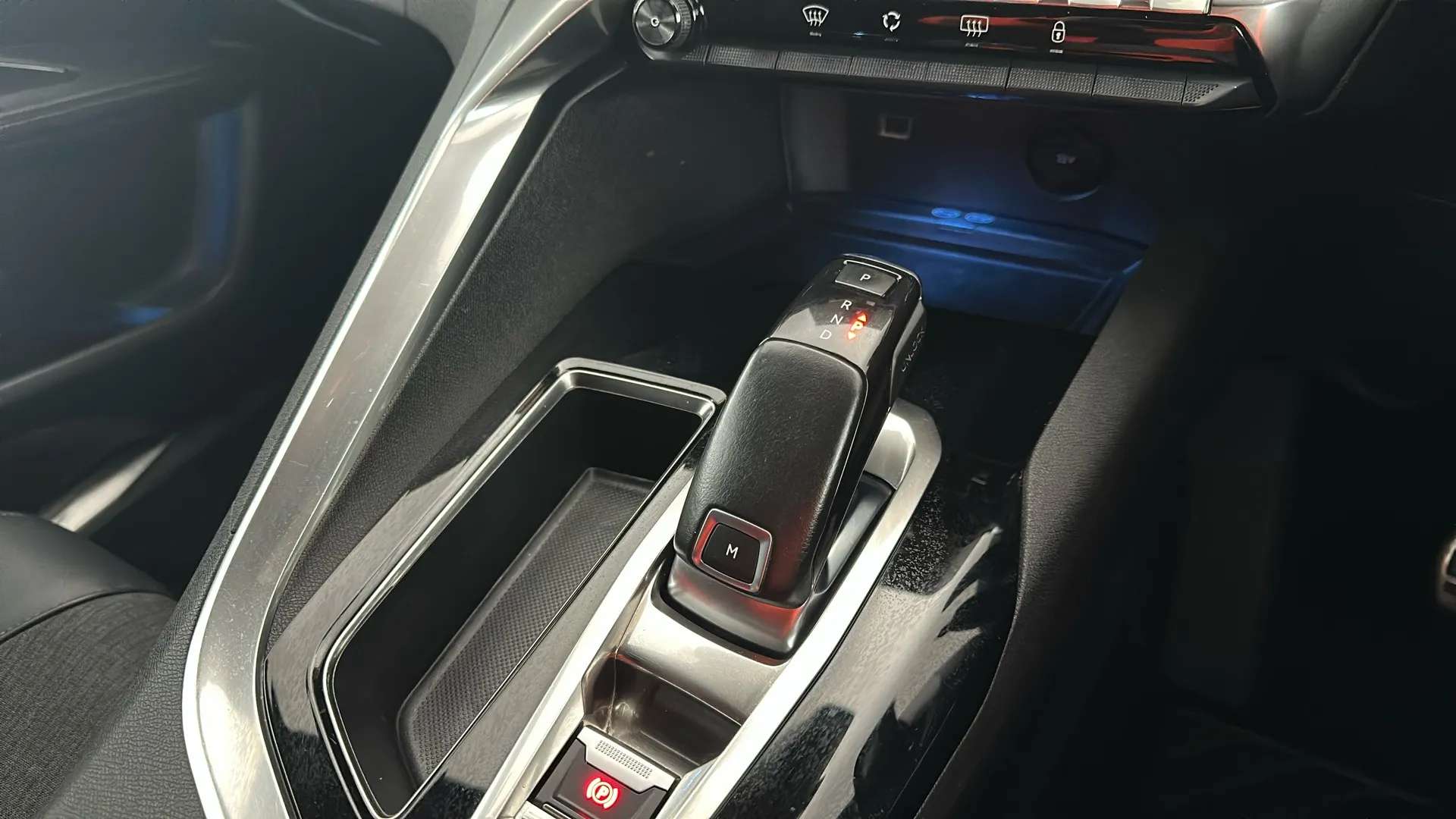2019 PEUGEOT 3008 2019 PEUGEOT 3008