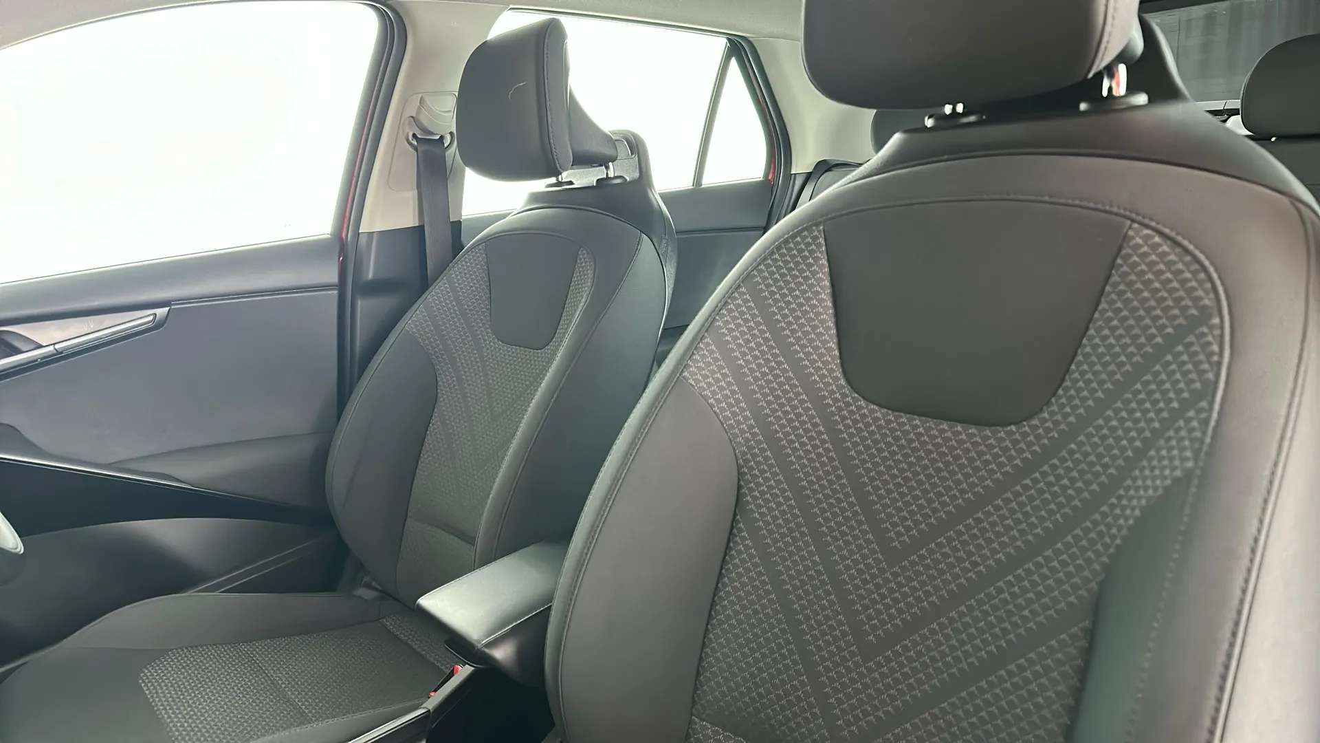 2023 KIA NIRO 2023 KIA NIRO
