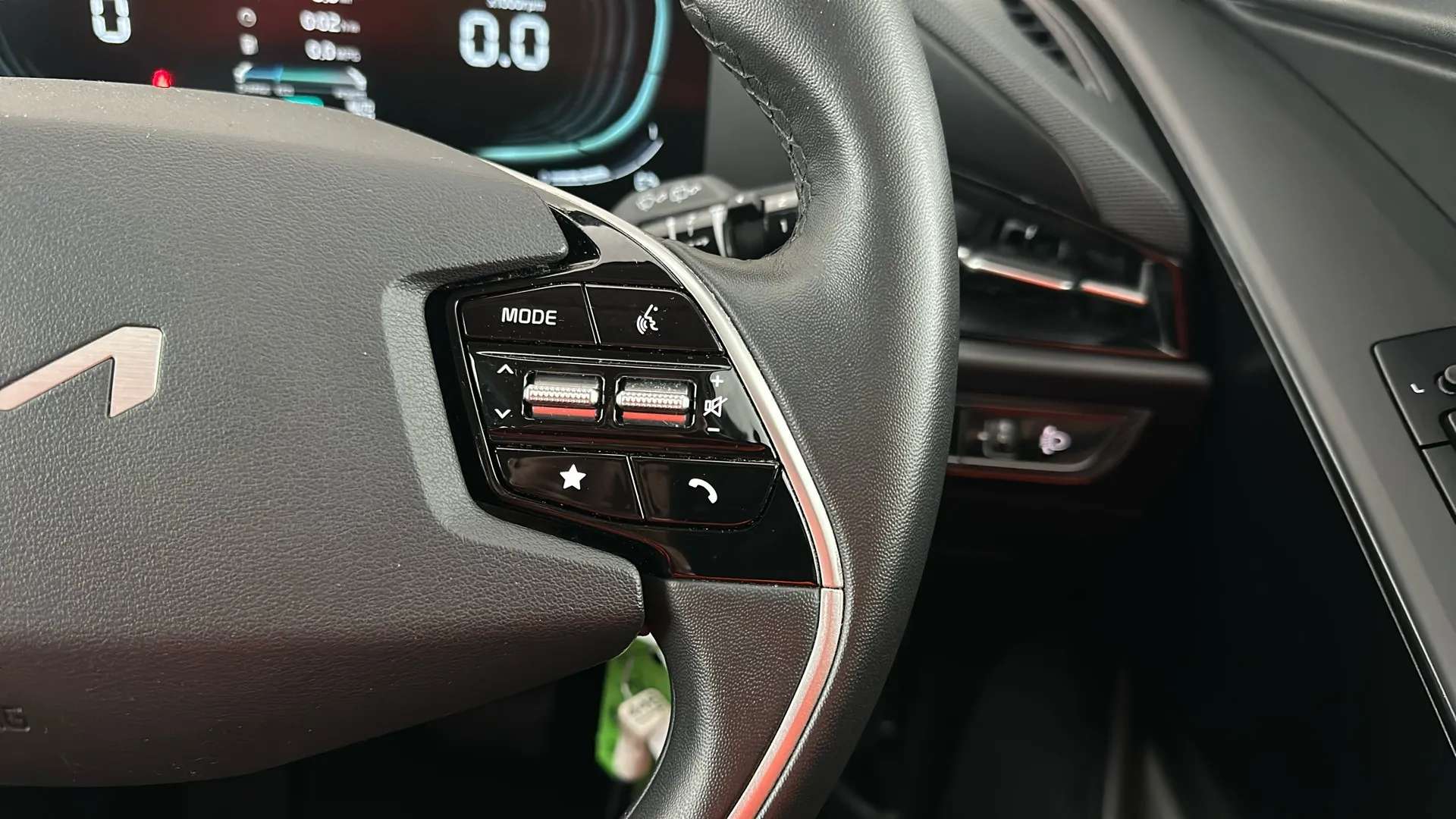 2023 KIA NIRO 2023 KIA NIRO