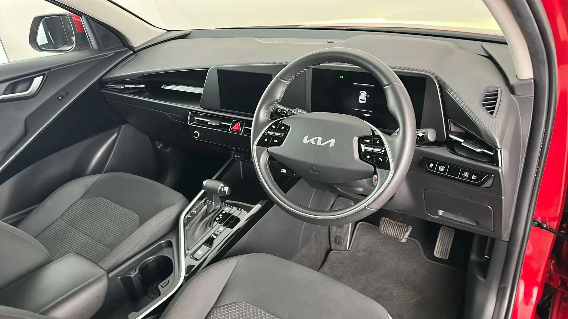 2023 KIA NIRO 2023 KIA NIRO
