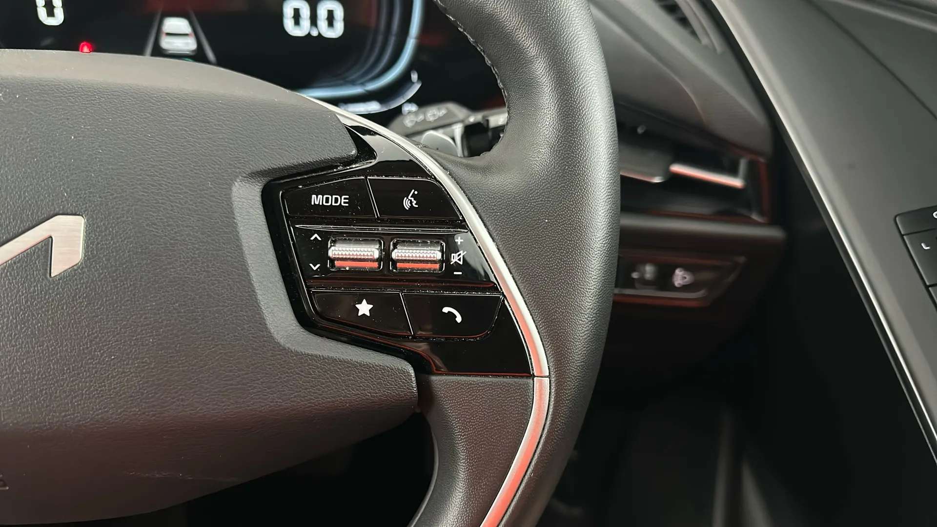 2024 KIA NIRO 2024 KIA NIRO