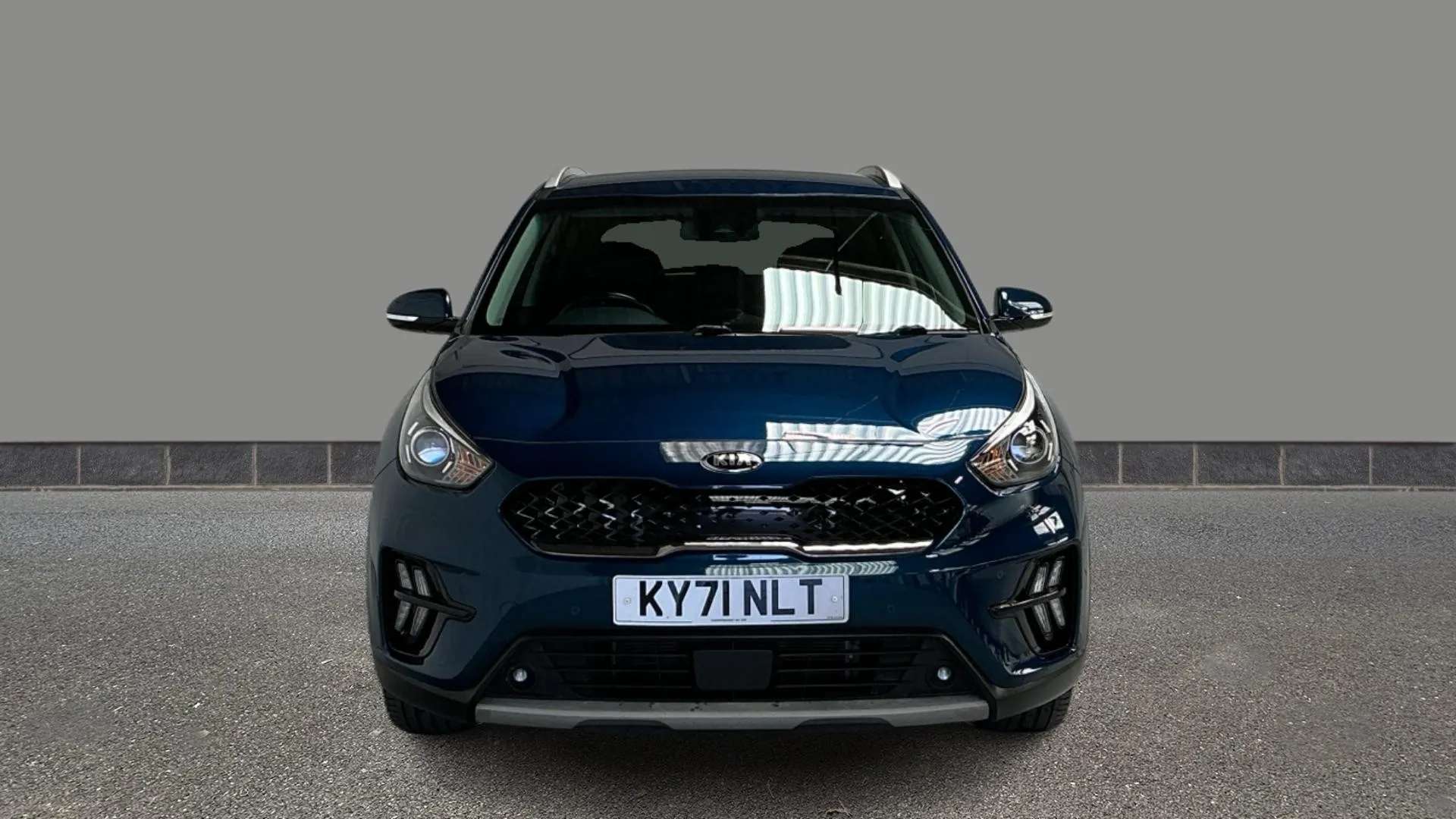 A 2021 KIA NIRO 1.6 GDi Hybrid 3 DCT A 2021 KIA NIRO 1.6 GDi Hybrid 3 DCT