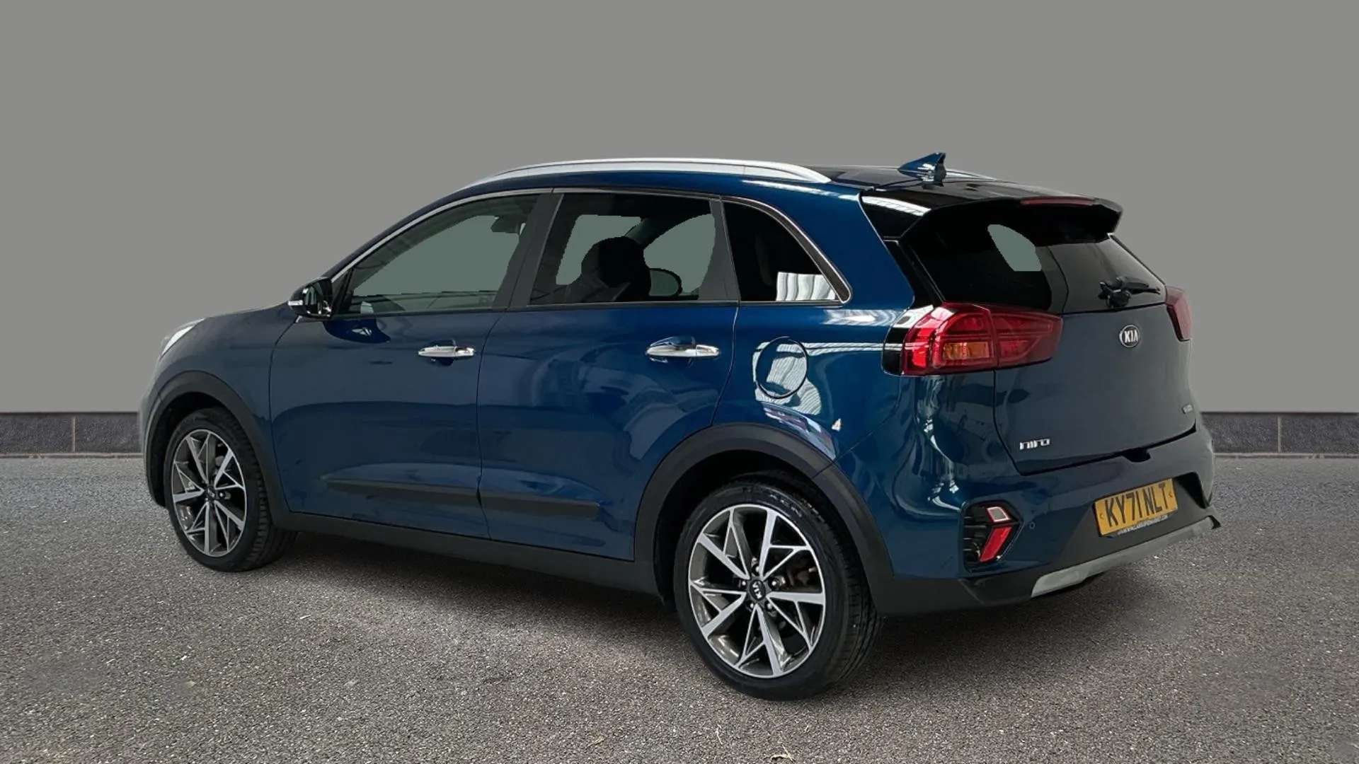 A 2021 KIA NIRO 1.6 GDi Hybrid 3 DCT A 2021 KIA NIRO 1.6 GDi Hybrid 3 DCT
