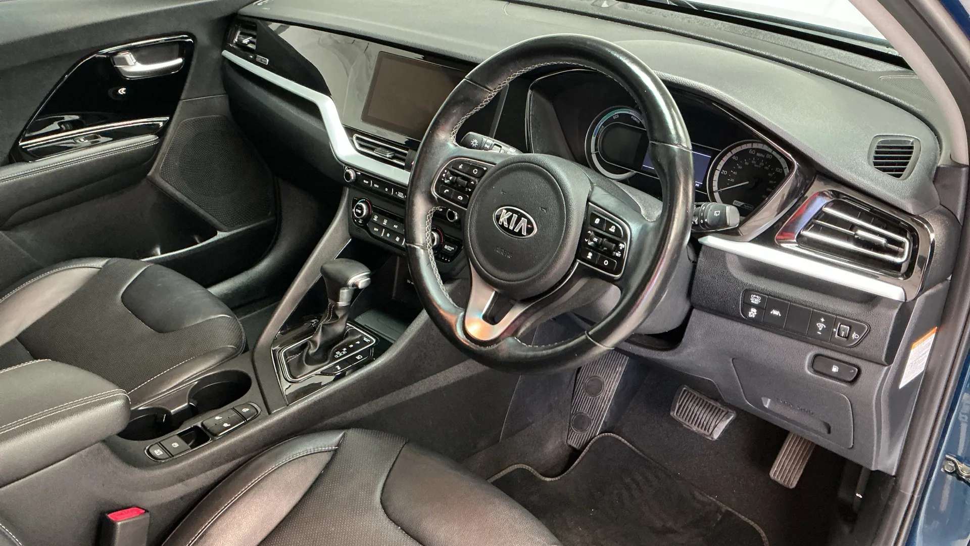 2021 KIA NIRO 2021 KIA NIRO