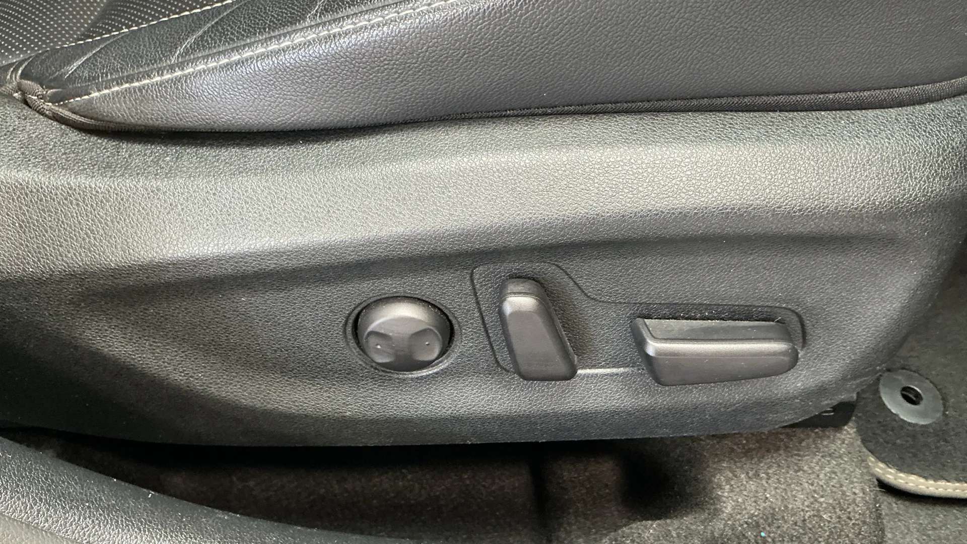2021 KIA NIRO 2021 KIA NIRO