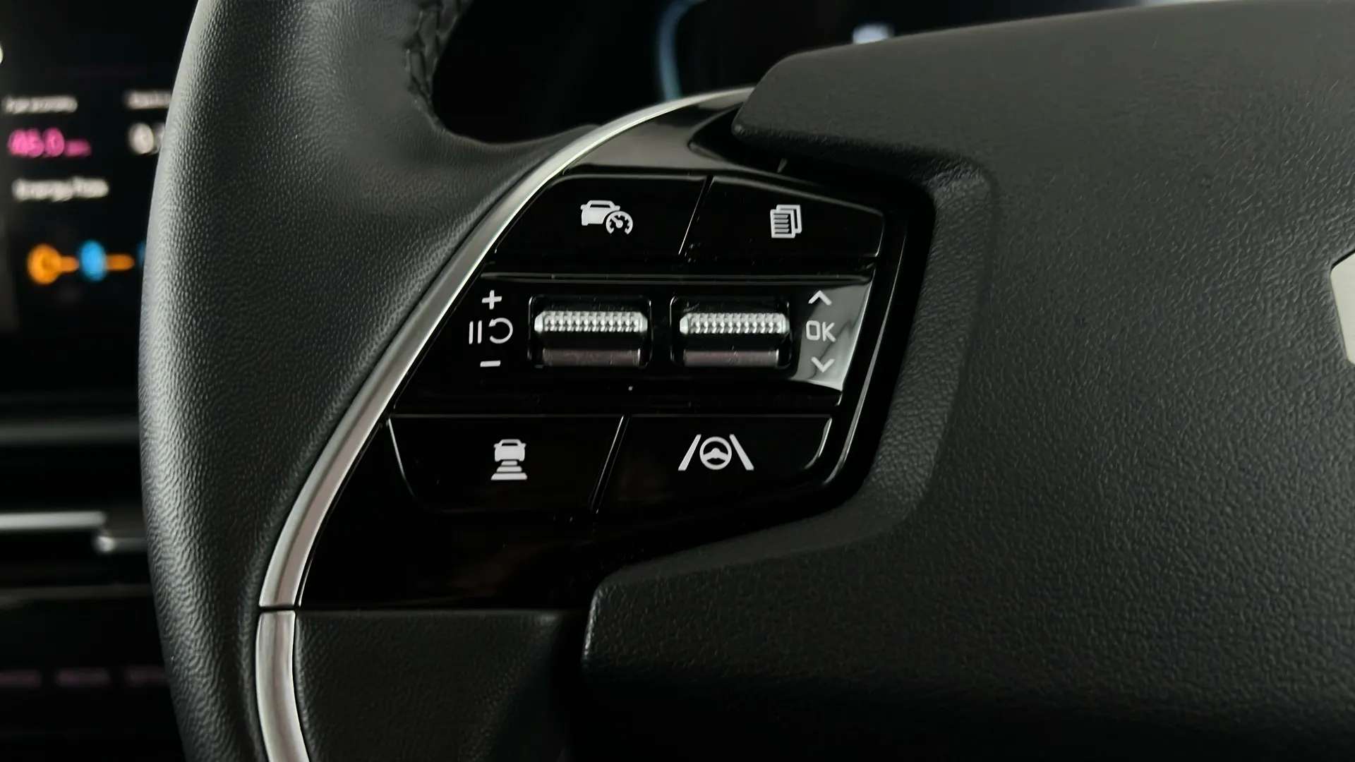 2023 KIA NIRO 2023 KIA NIRO