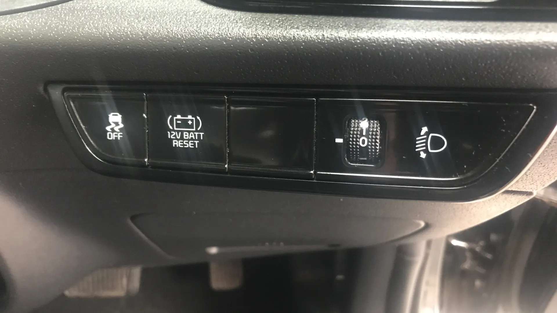 2023 KIA NIRO 2023 KIA NIRO
