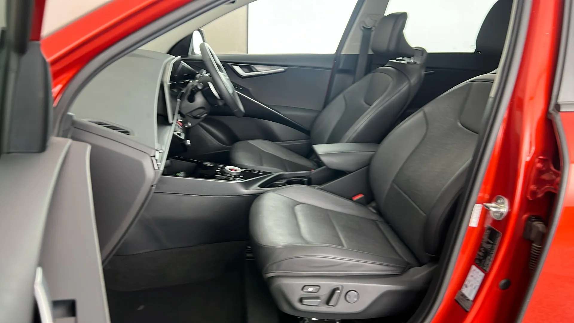2023 KIA NIRO 2023 KIA NIRO