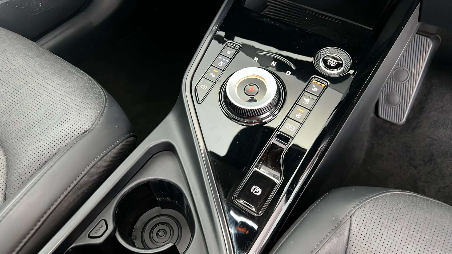 2023 KIA NIRO 2023 KIA NIRO