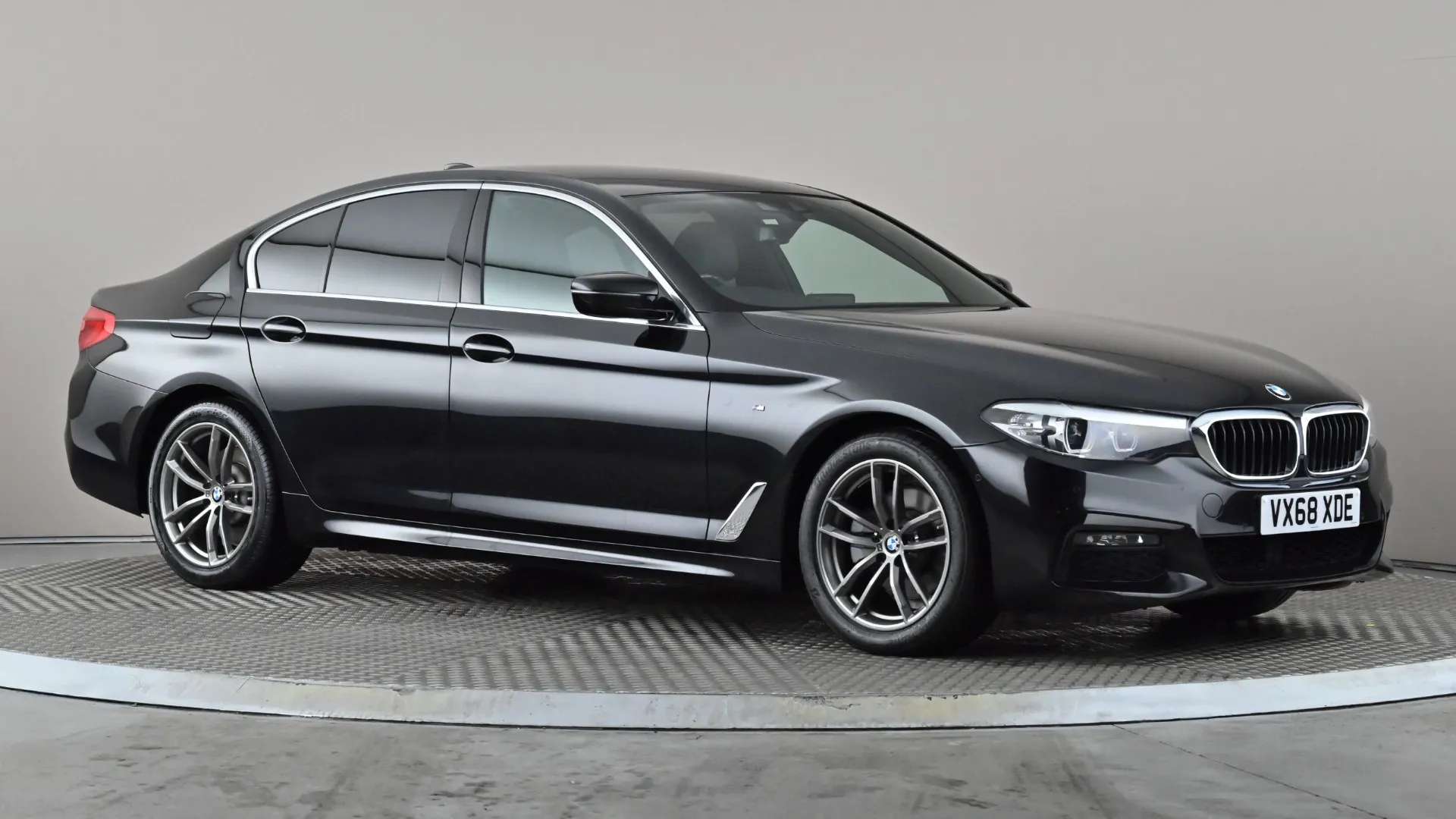 A 2018 BMW 5 SERIES 520i M Sport Auto A 2018 BMW 5 SERIES 520i M Sport Auto