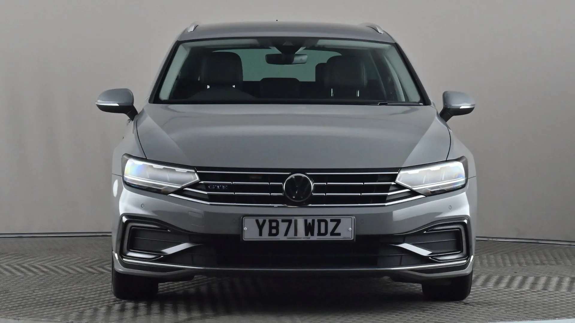 A 2022 VOLKSWAGEN PASSAT 1.4 TSI PHEV GTE DSG A 2022 VOLKSWAGEN PASSAT 1.4 TSI PHEV GTE DSG