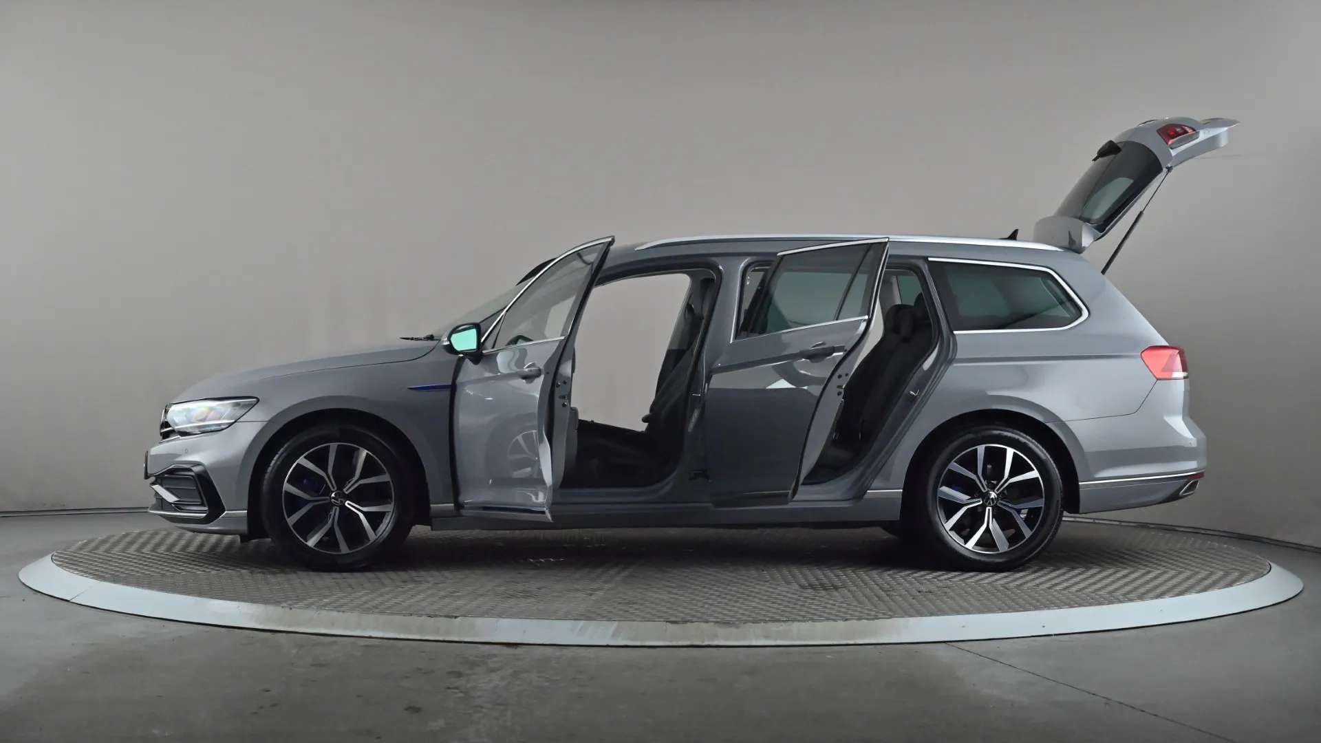 2022 VOLKSWAGEN PASSAT 2022 VOLKSWAGEN PASSAT