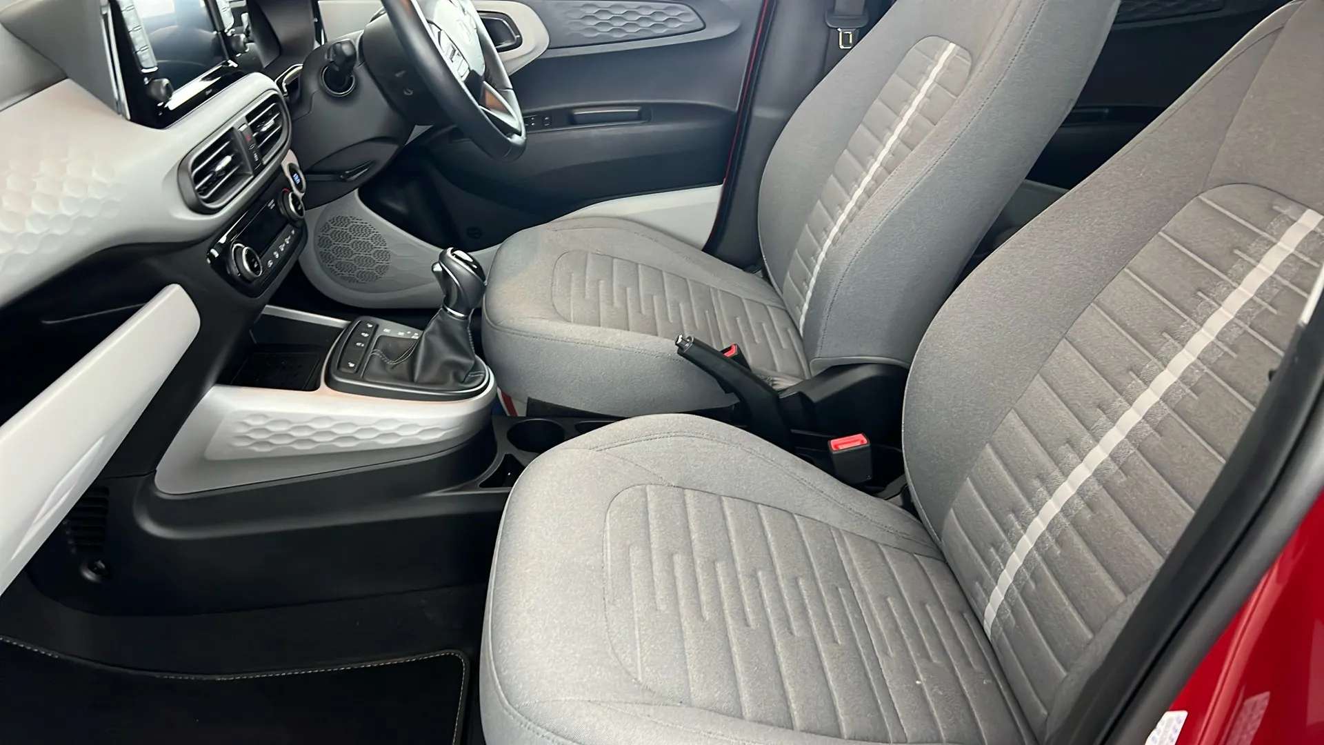 2023 HYUNDAI I10 2023 HYUNDAI I10