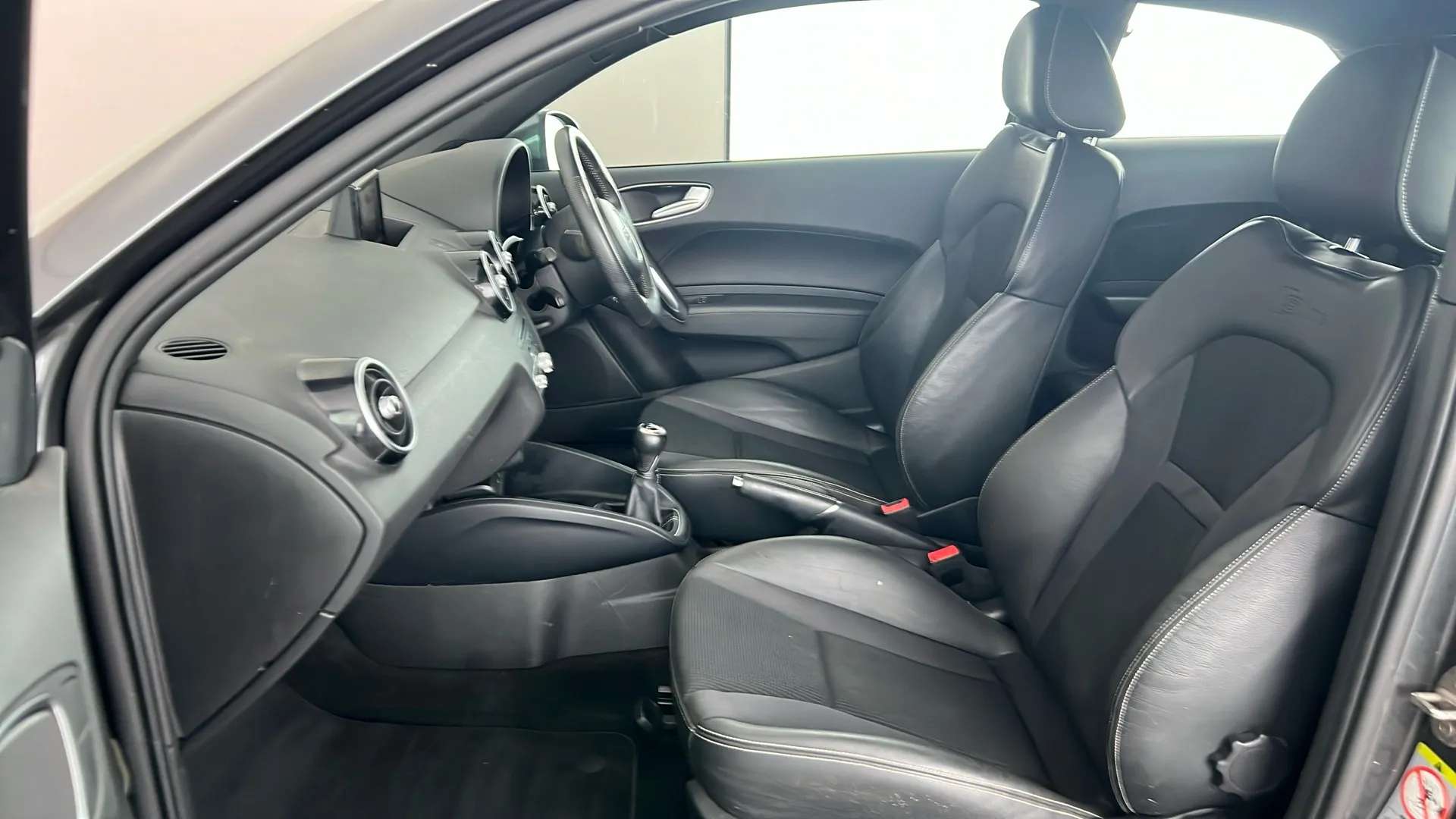 2018 AUDI A1 2018 AUDI A1