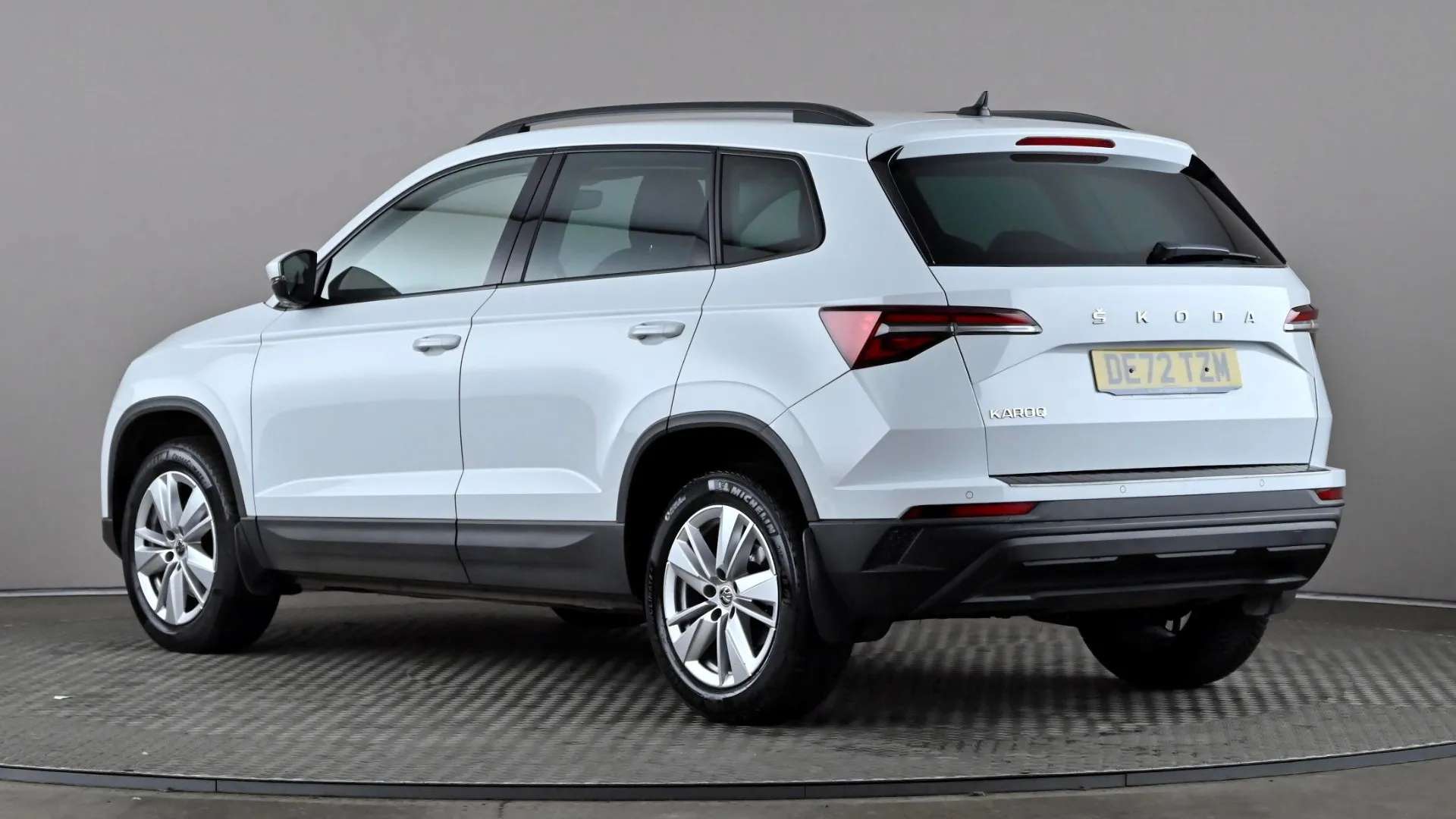 A 2023 SKODA KAROQ 2.0 TDI SE Drive DSG A 2023 SKODA KAROQ 2.0 TDI SE Drive DSG