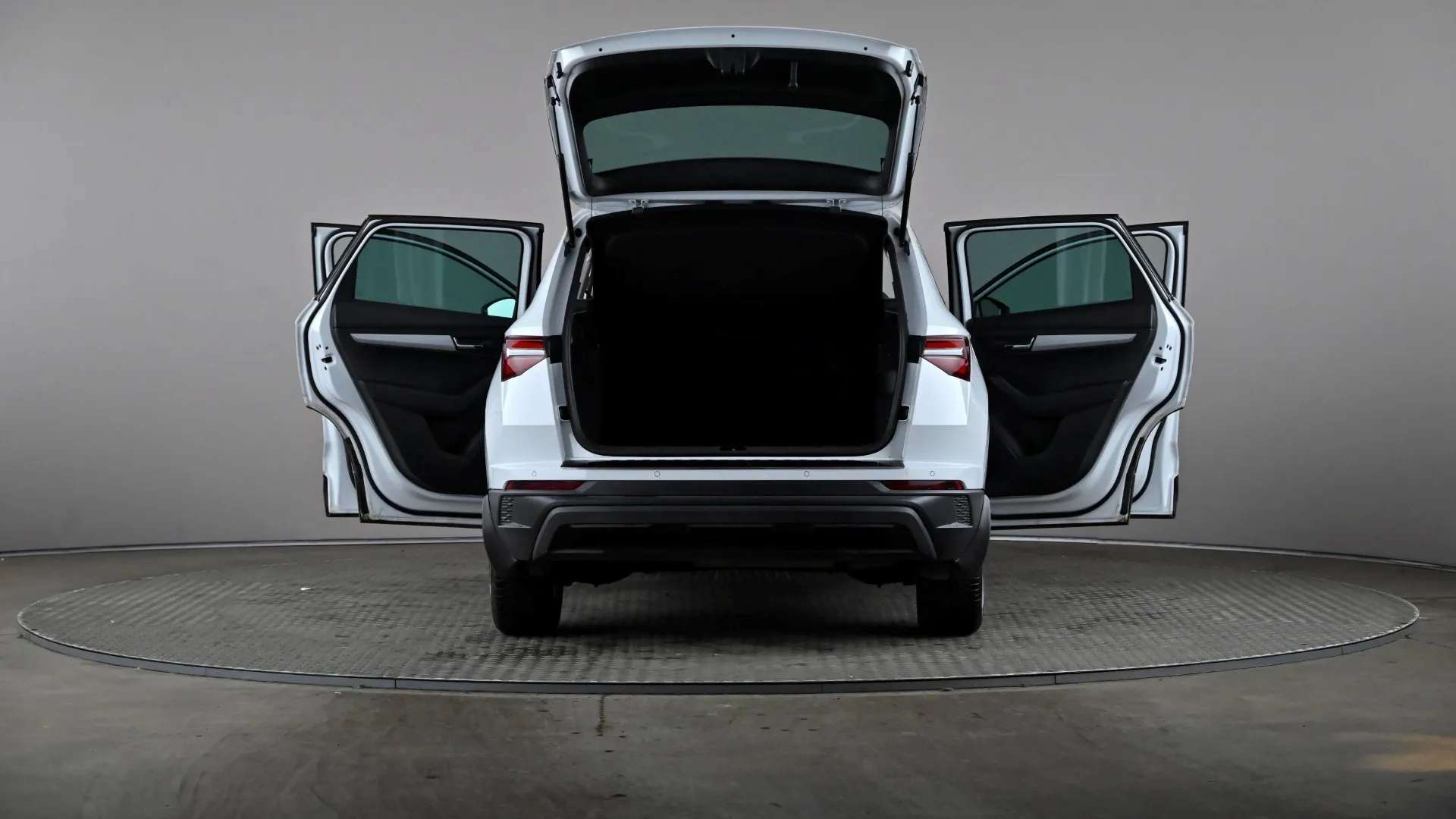 2023 SKODA KAROQ 2023 SKODA KAROQ