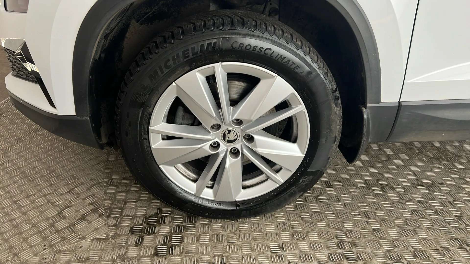 2023 SKODA KAROQ 2023 SKODA KAROQ
