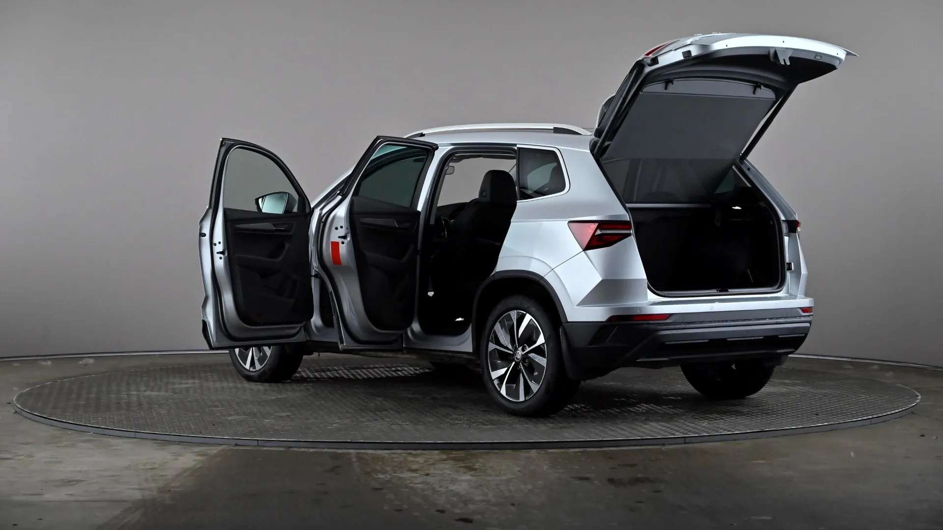 2023 SKODA KAROQ 2023 SKODA KAROQ