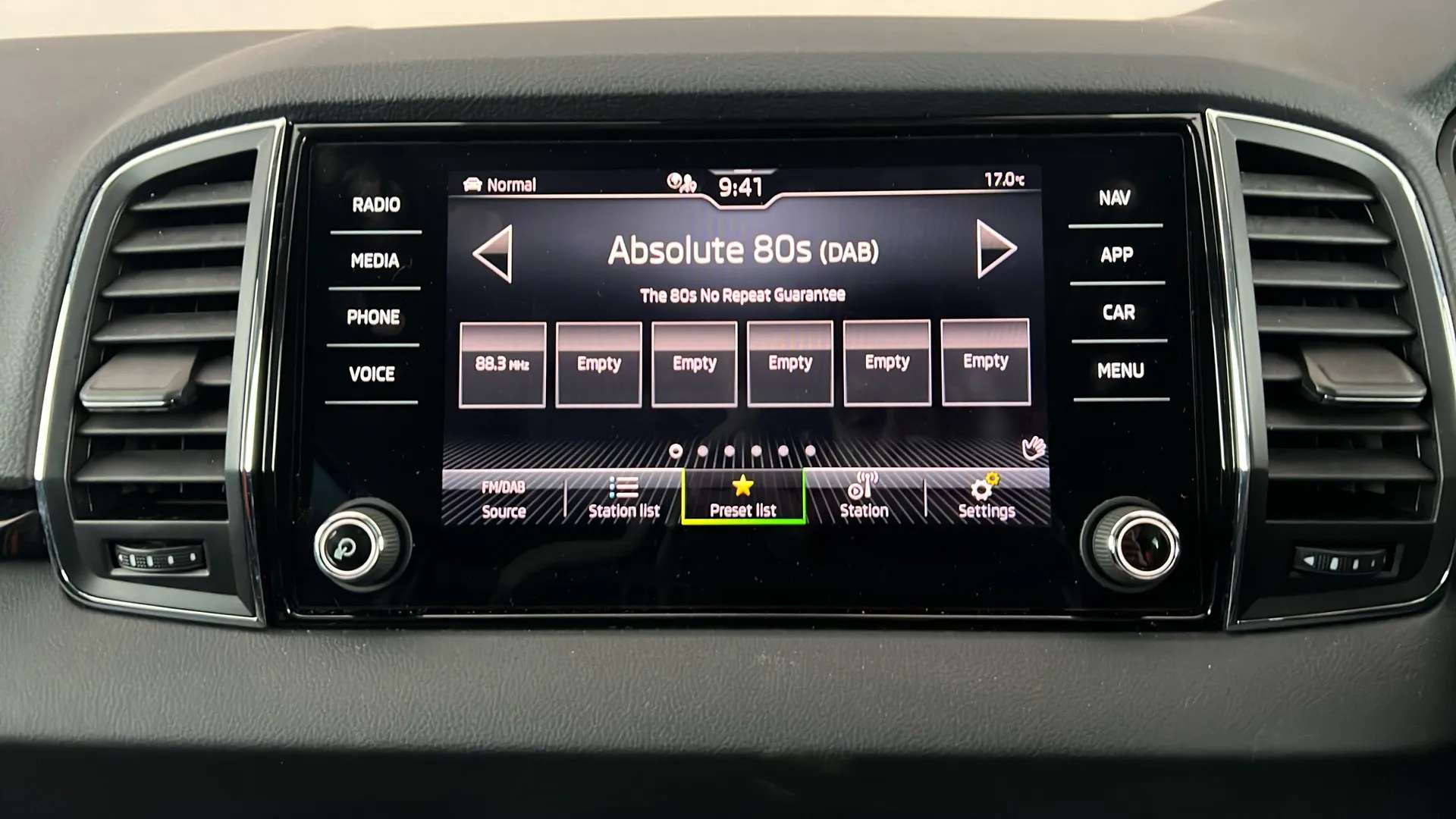 2023 SKODA KAROQ 2023 SKODA KAROQ