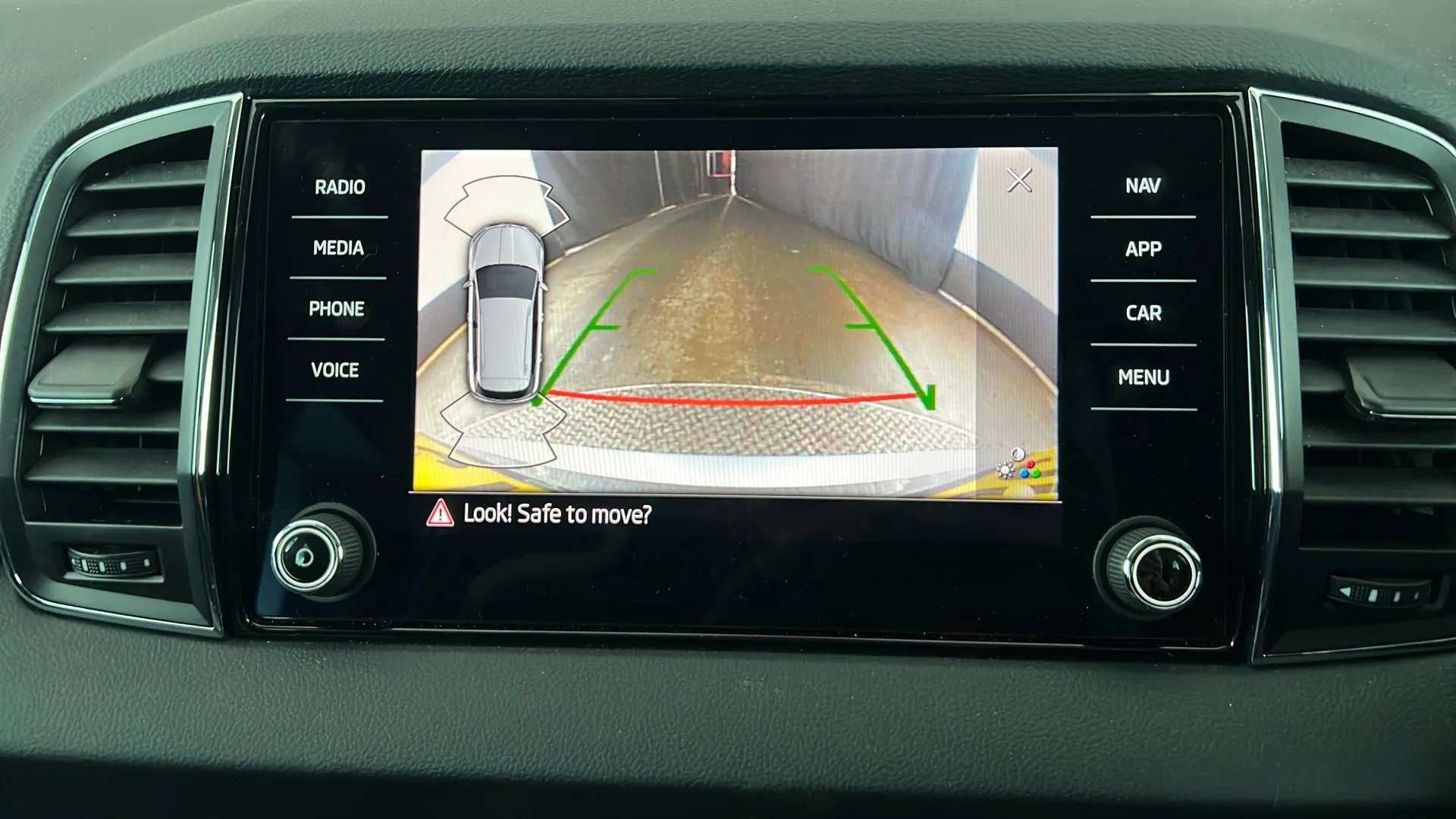 2023 SKODA KAROQ 2023 SKODA KAROQ