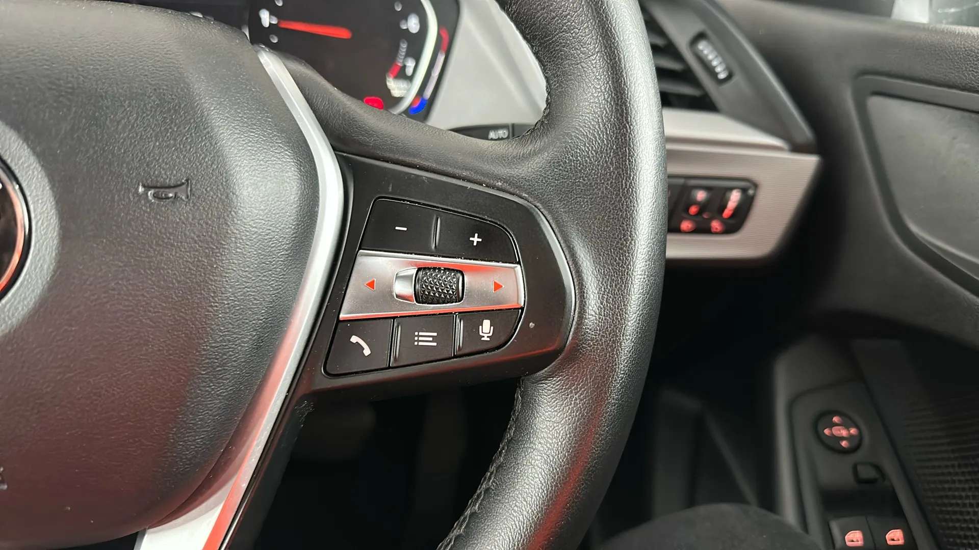 2020 BMW 1 SERIES 2020 BMW 1 SERIES