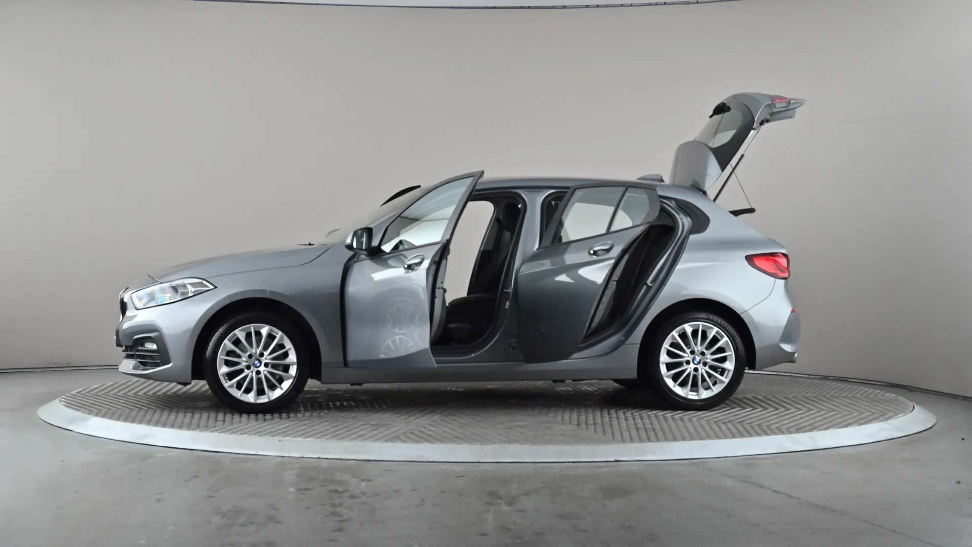 2024 BMW 1 SERIES 2024 BMW 1 SERIES