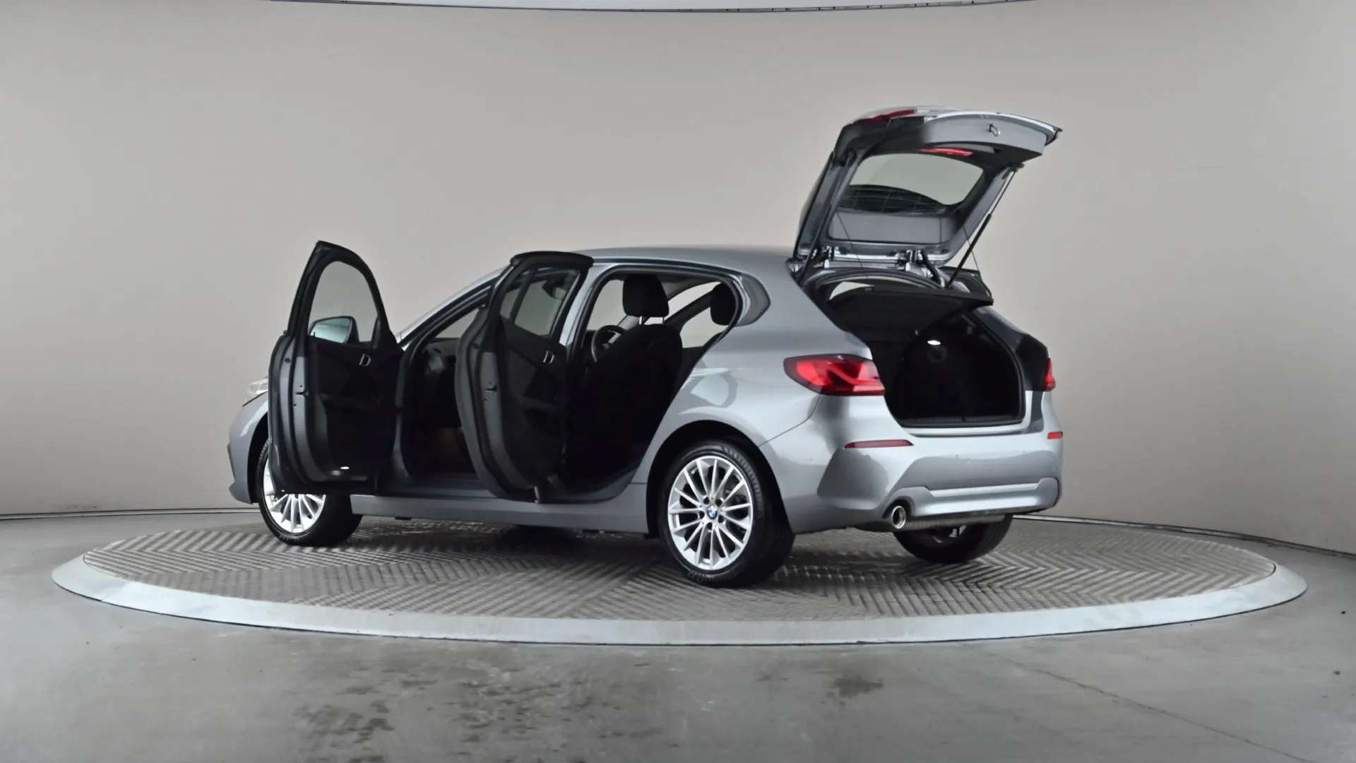 2024 BMW 1 SERIES 2024 BMW 1 SERIES