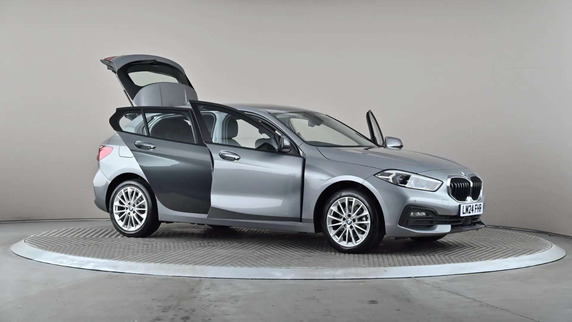 2024 BMW 1 SERIES 2024 BMW 1 SERIES