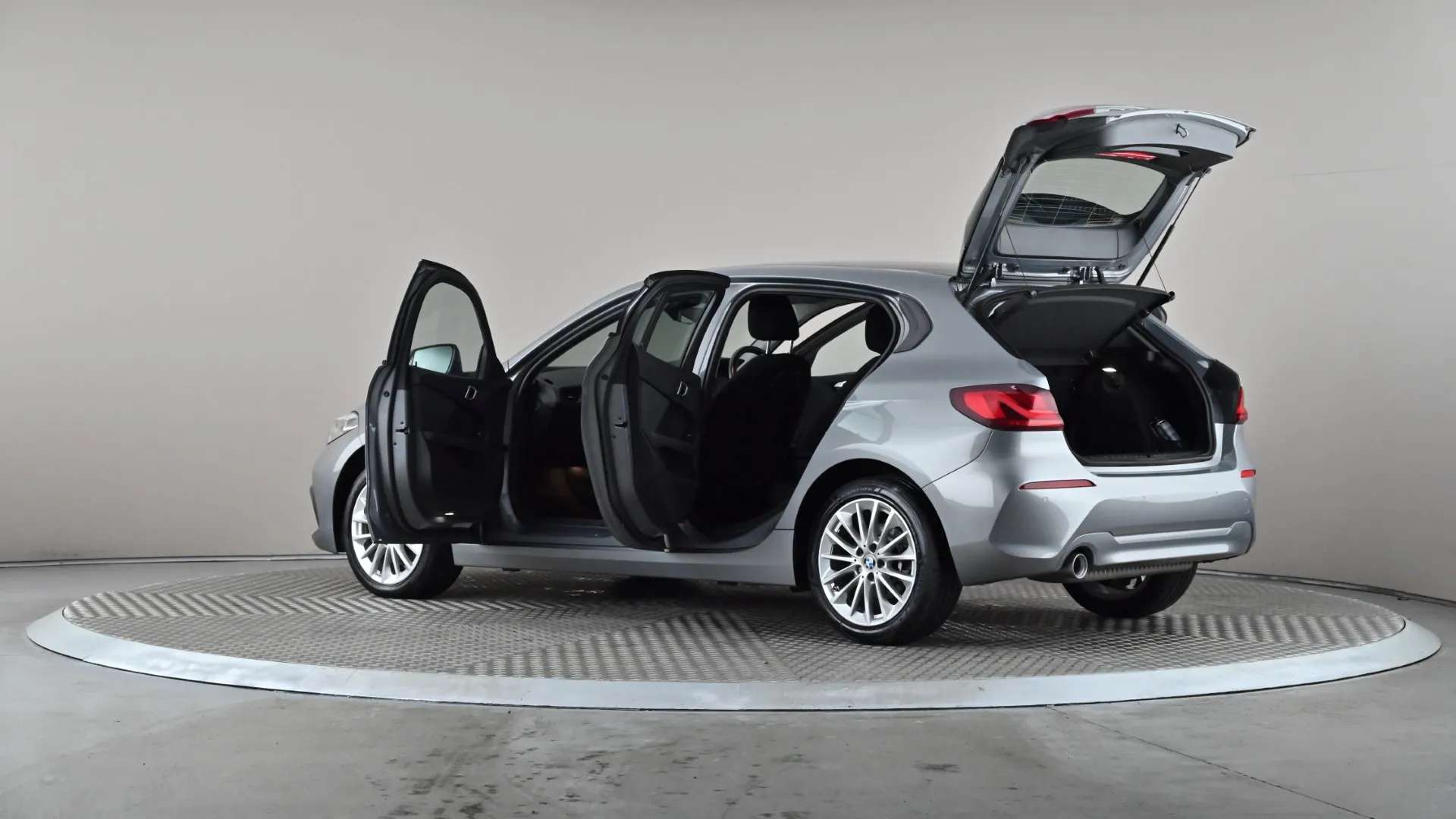 2024 BMW 1 SERIES 2024 BMW 1 SERIES