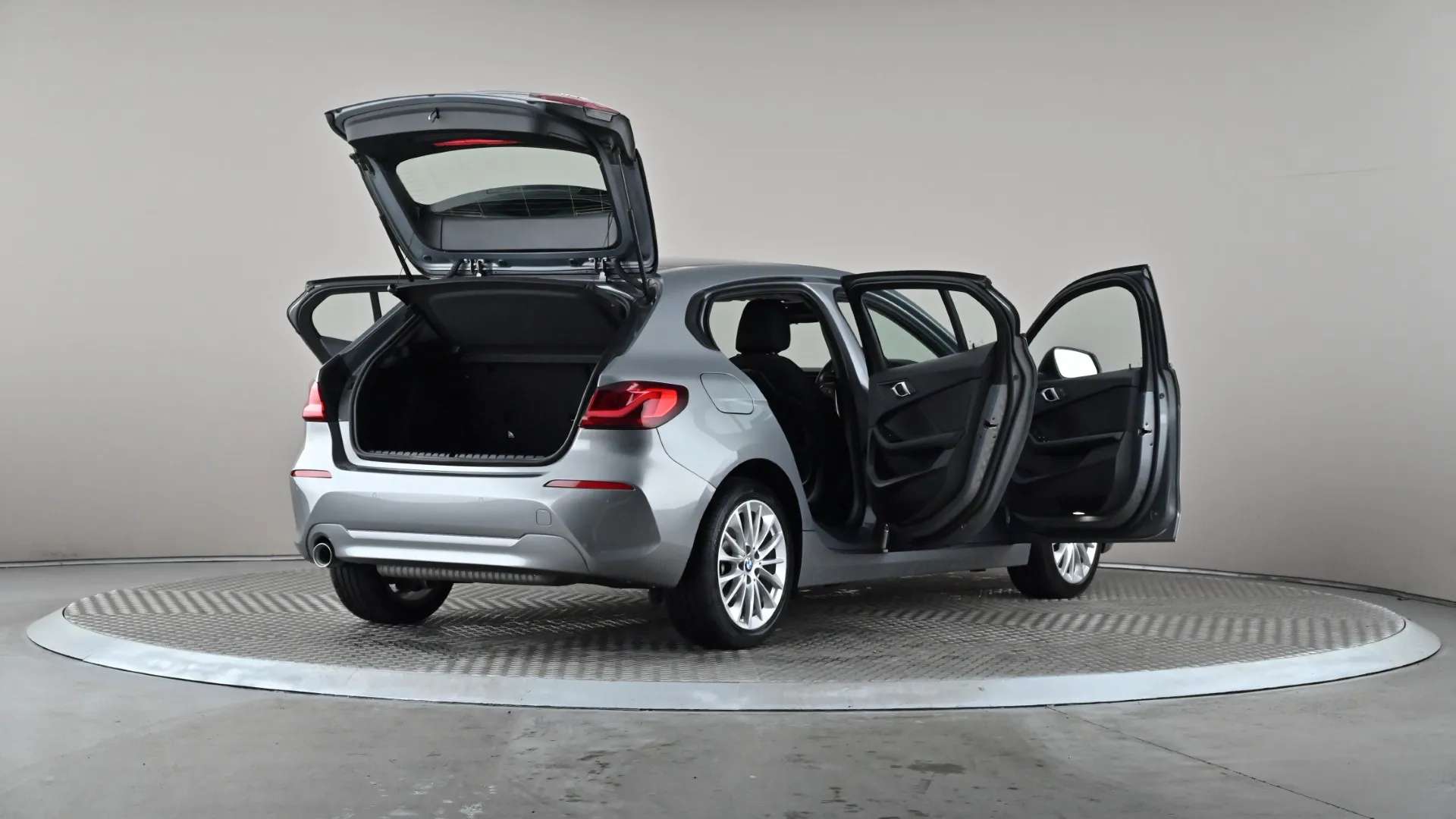 2024 BMW 1 SERIES 2024 BMW 1 SERIES