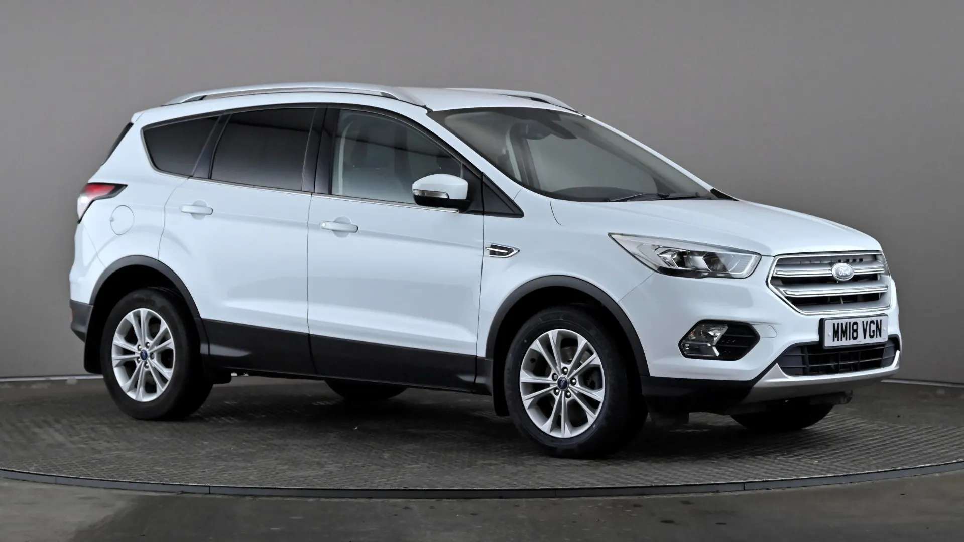 A 2018 FORD KUGA 2.0 TDCi Titanium 2WD A 2018 FORD KUGA 2.0 TDCi Titanium 2WD