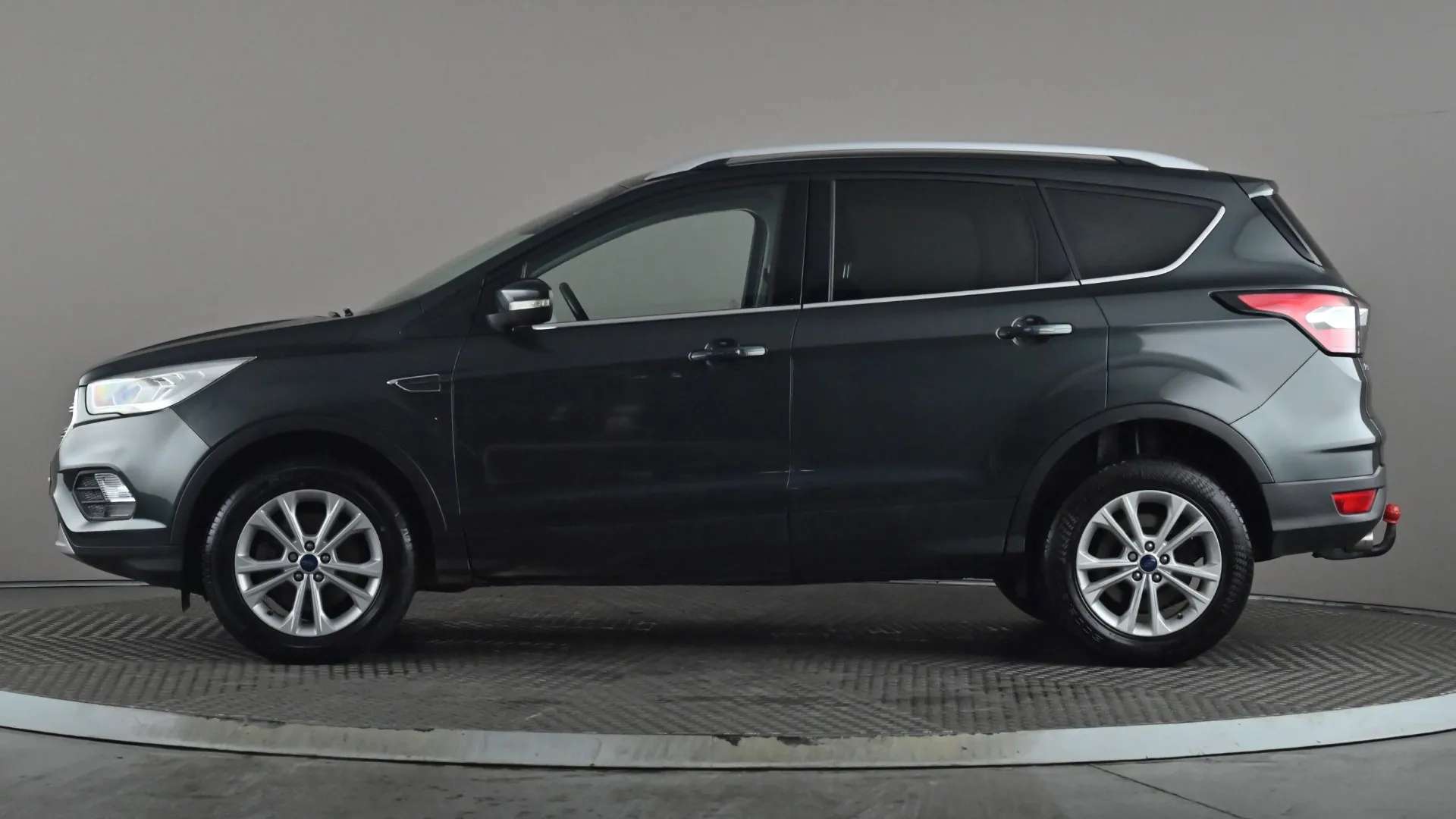 A 2018 FORD KUGA 1.5 TDCi Titanium 2WD A 2018 FORD KUGA 1.5 TDCi Titanium 2WD