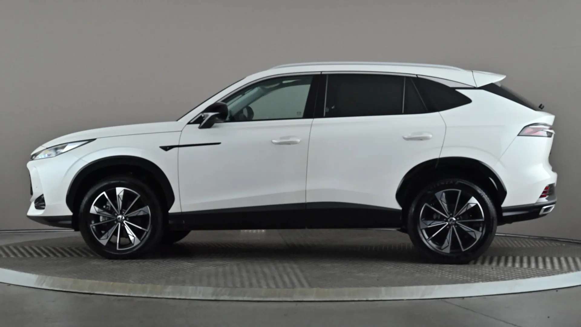 2024 MG MOTOR UK HS 2024 MG MOTOR UK HS