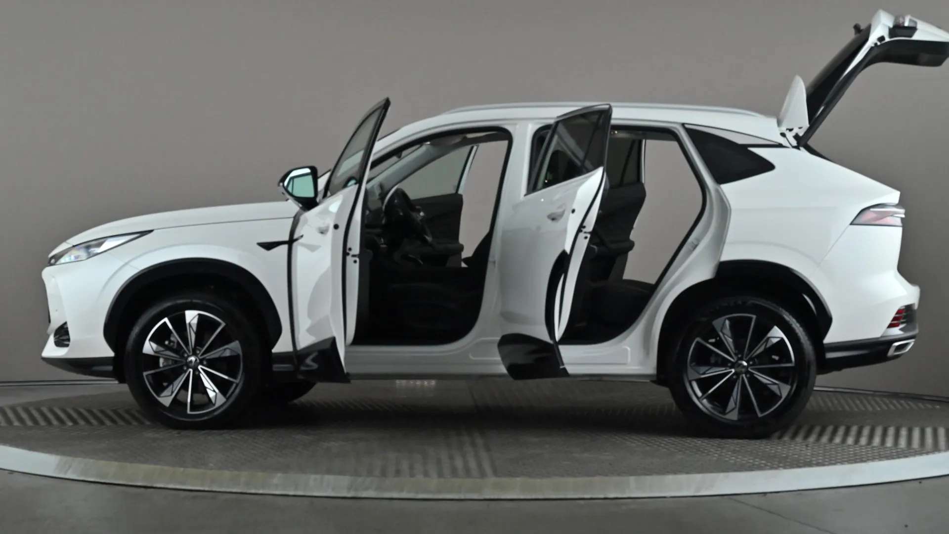 2024 MG MOTOR UK HS 2024 MG MOTOR UK HS