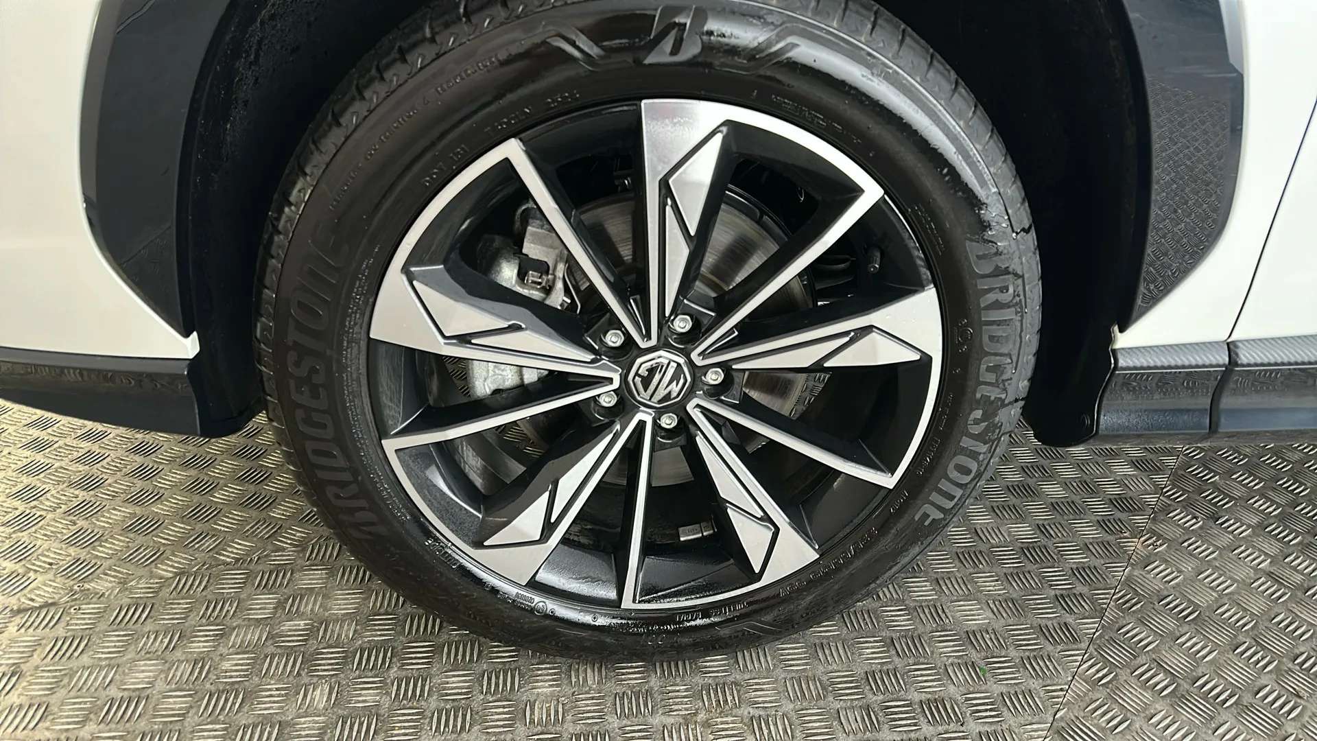 2024 MG MOTOR UK HS 2024 MG MOTOR UK HS